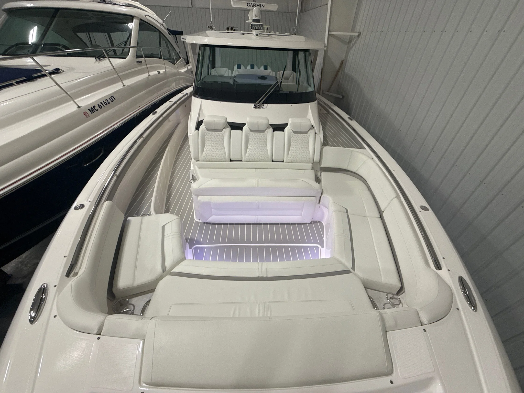 2024 Tiara Yachts 48 LS Image Thumbnail #31
