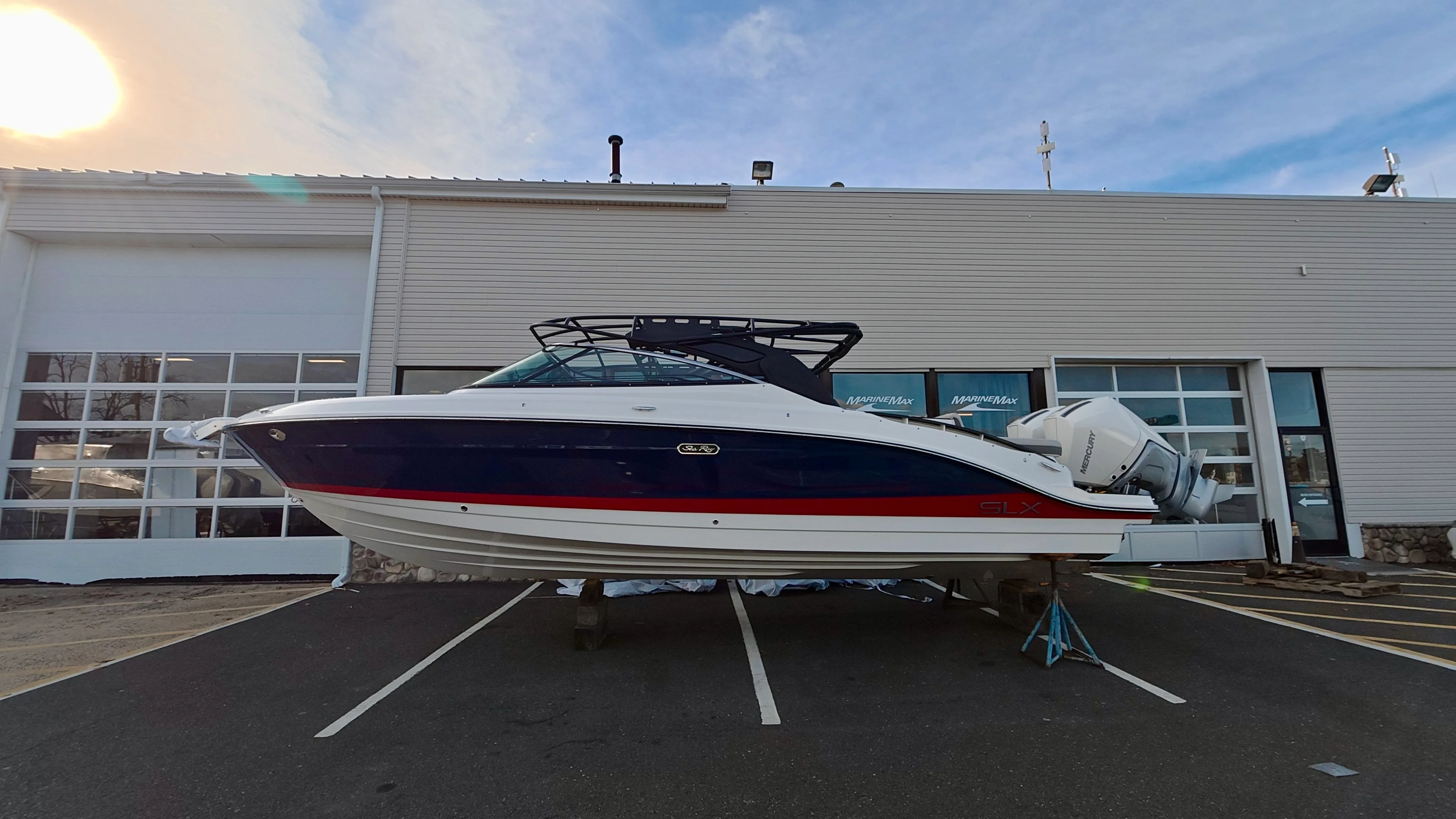 2026 Sea Ray SLX 280 Outboard Image Thumbnail #2