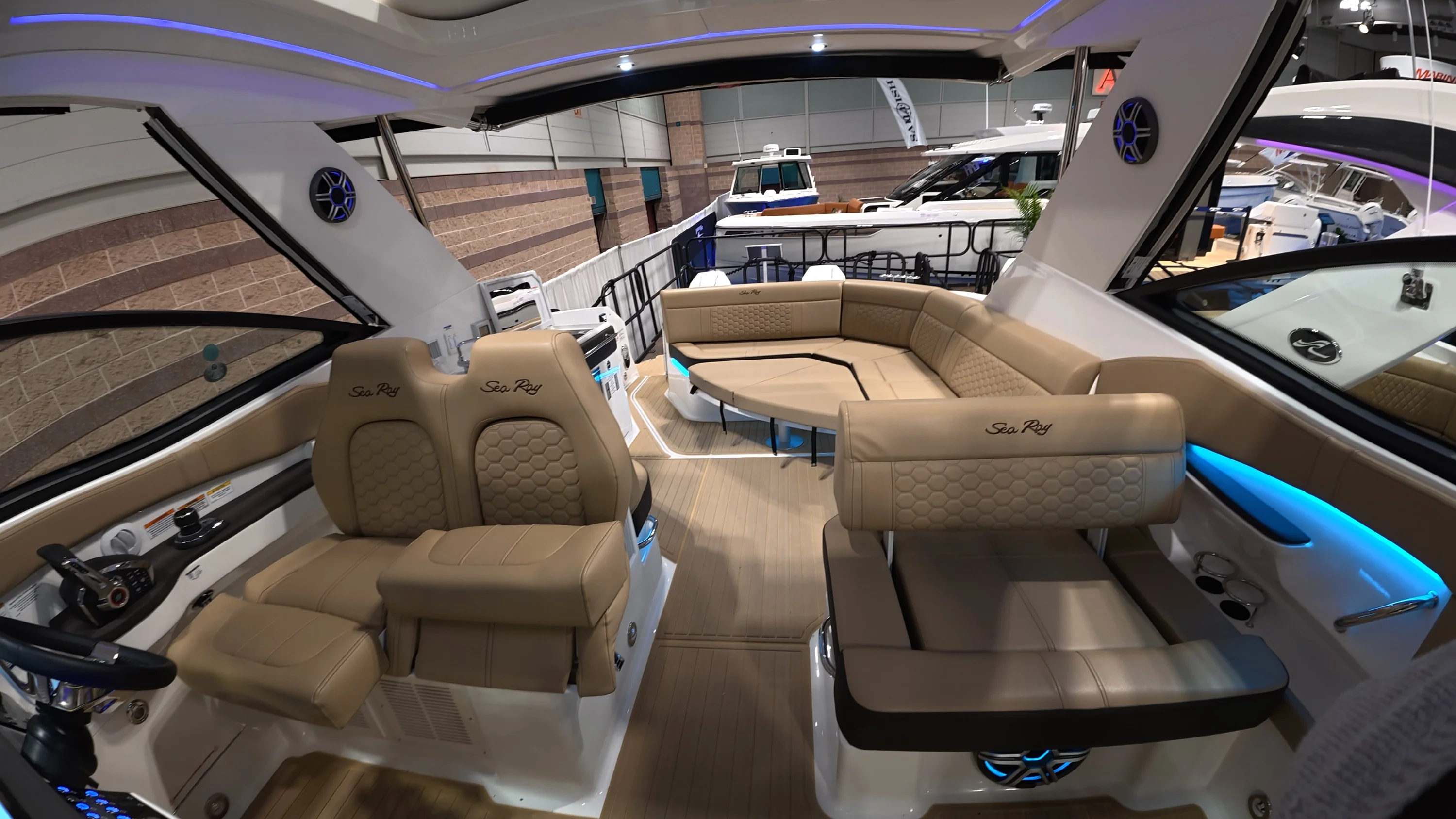 2026 Sea Ray Sundancer 320 Outboard Image Thumbnail #20