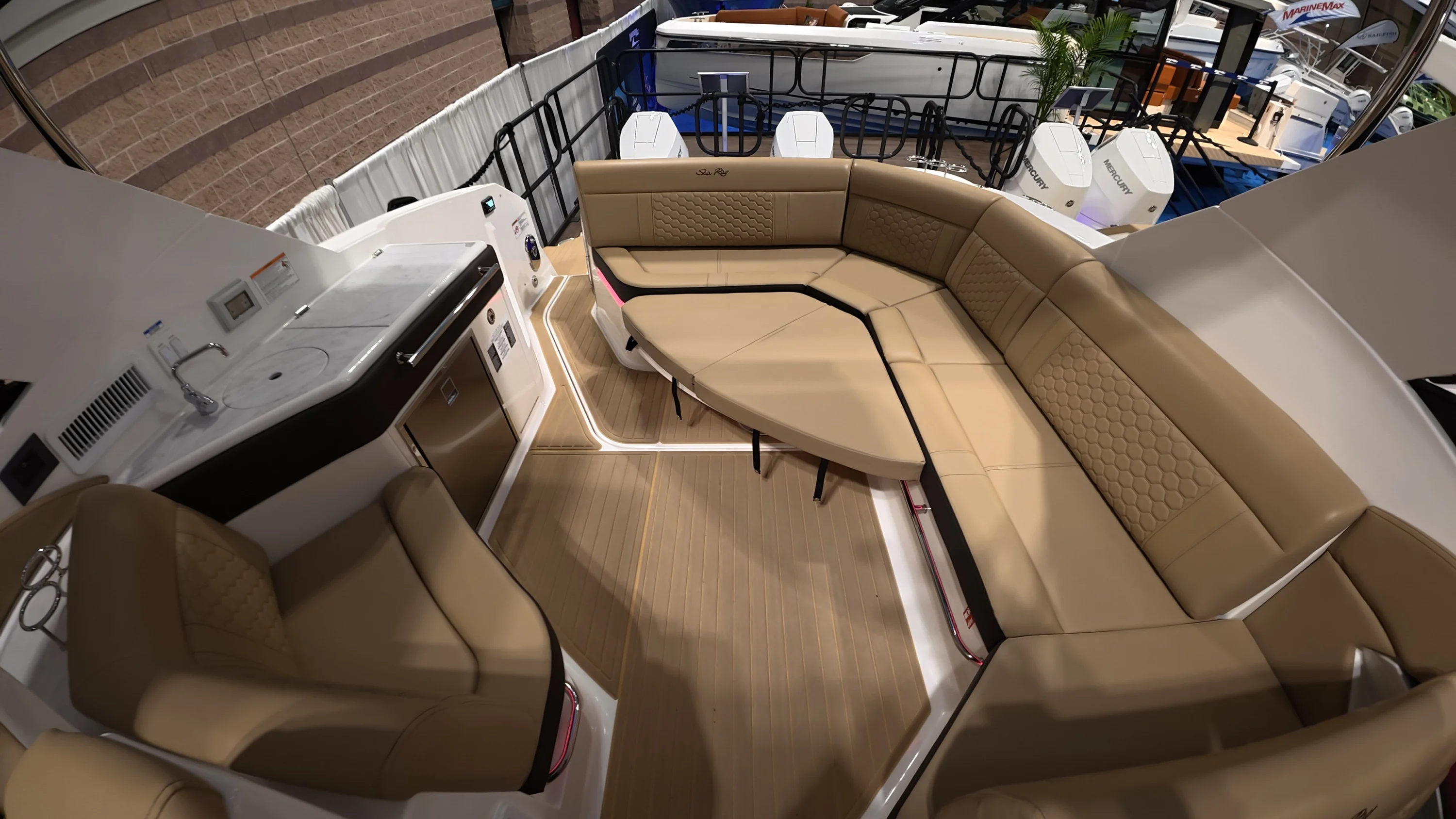 2026 Sea Ray Sundancer 320 Outboard Image Thumbnail #6