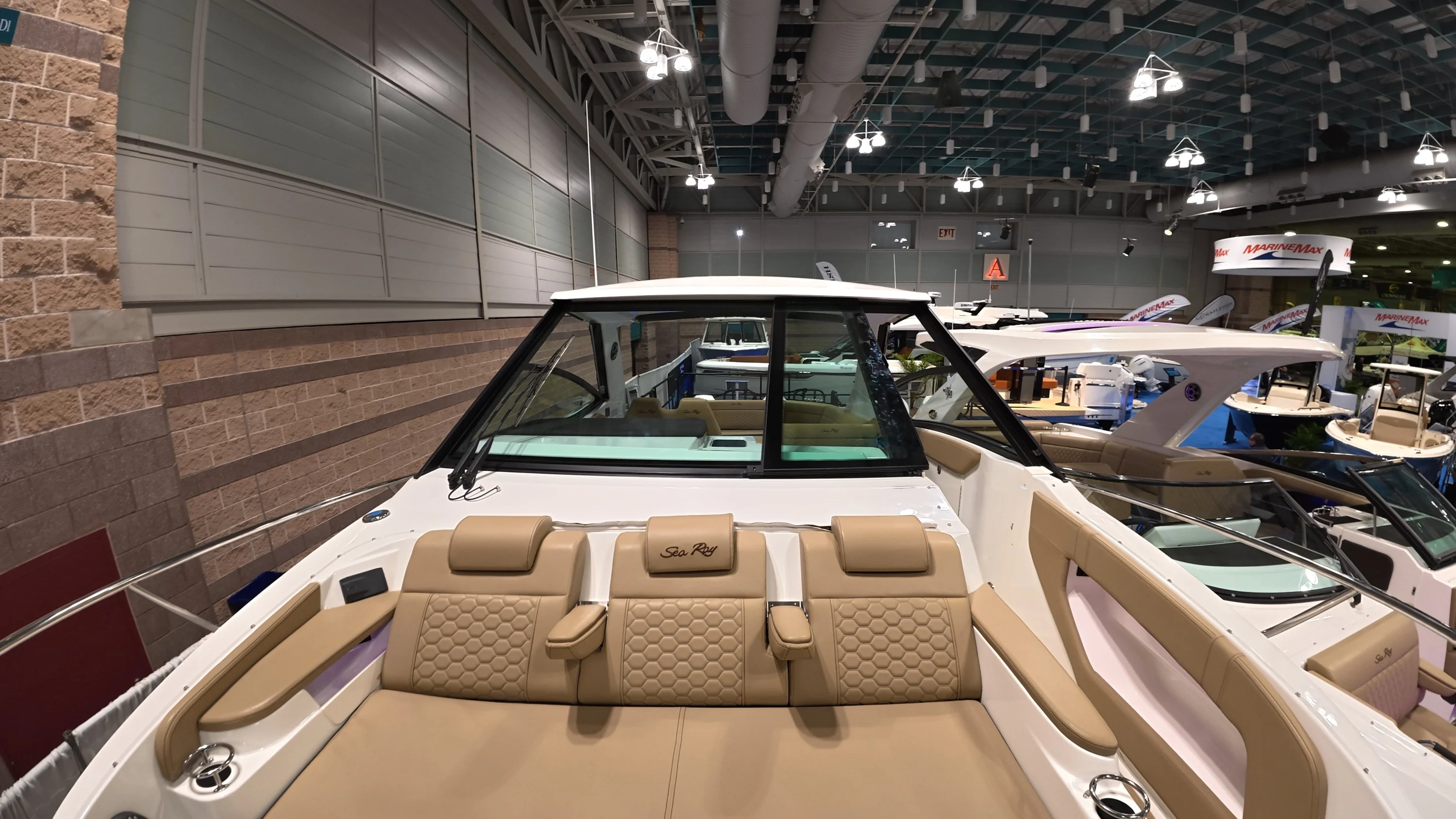 2026 Sea Ray Sundancer 320 Outboard Image Thumbnail #36