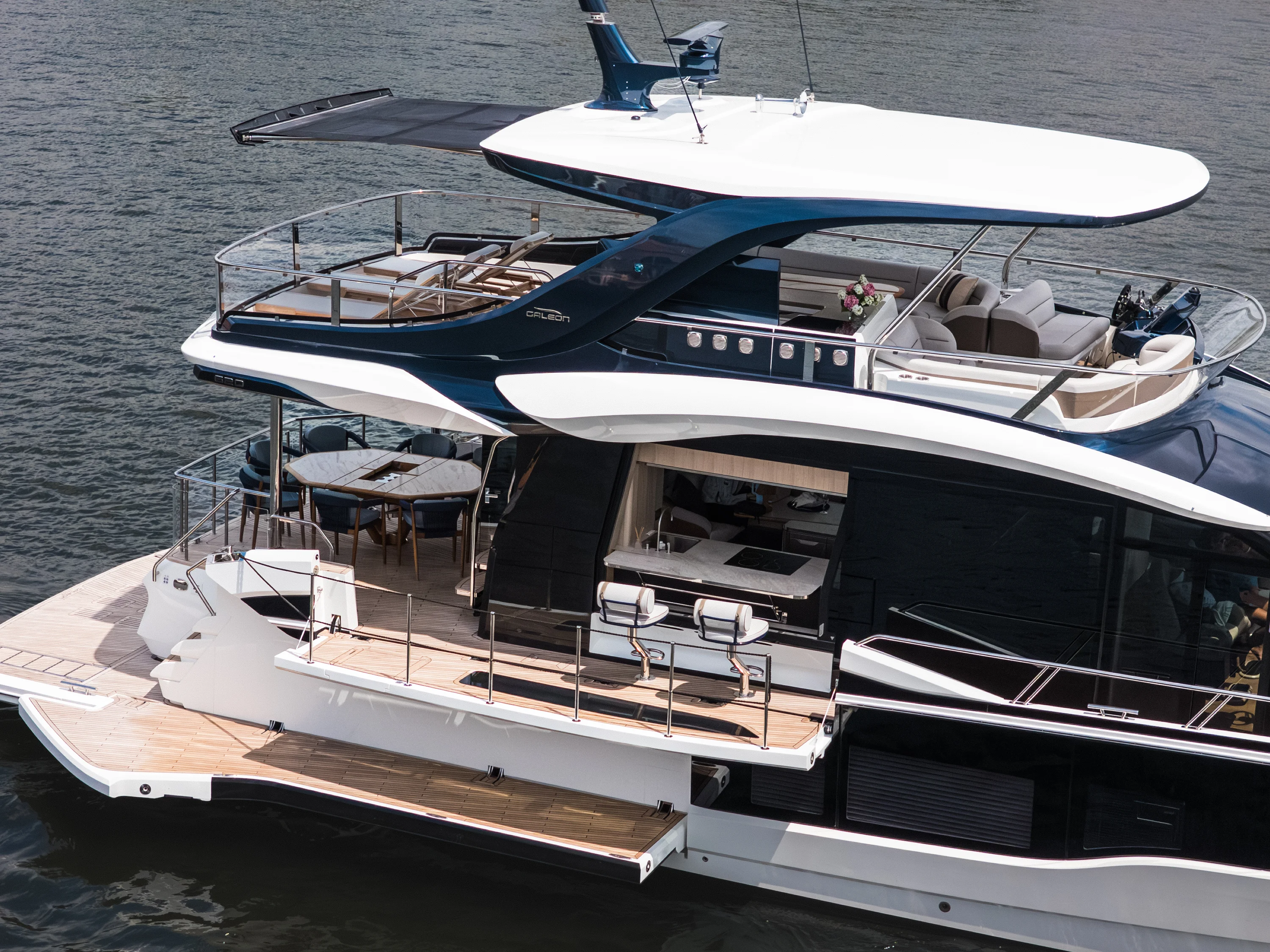 2026 Galeon 620 FLY Image Thumbnail #13