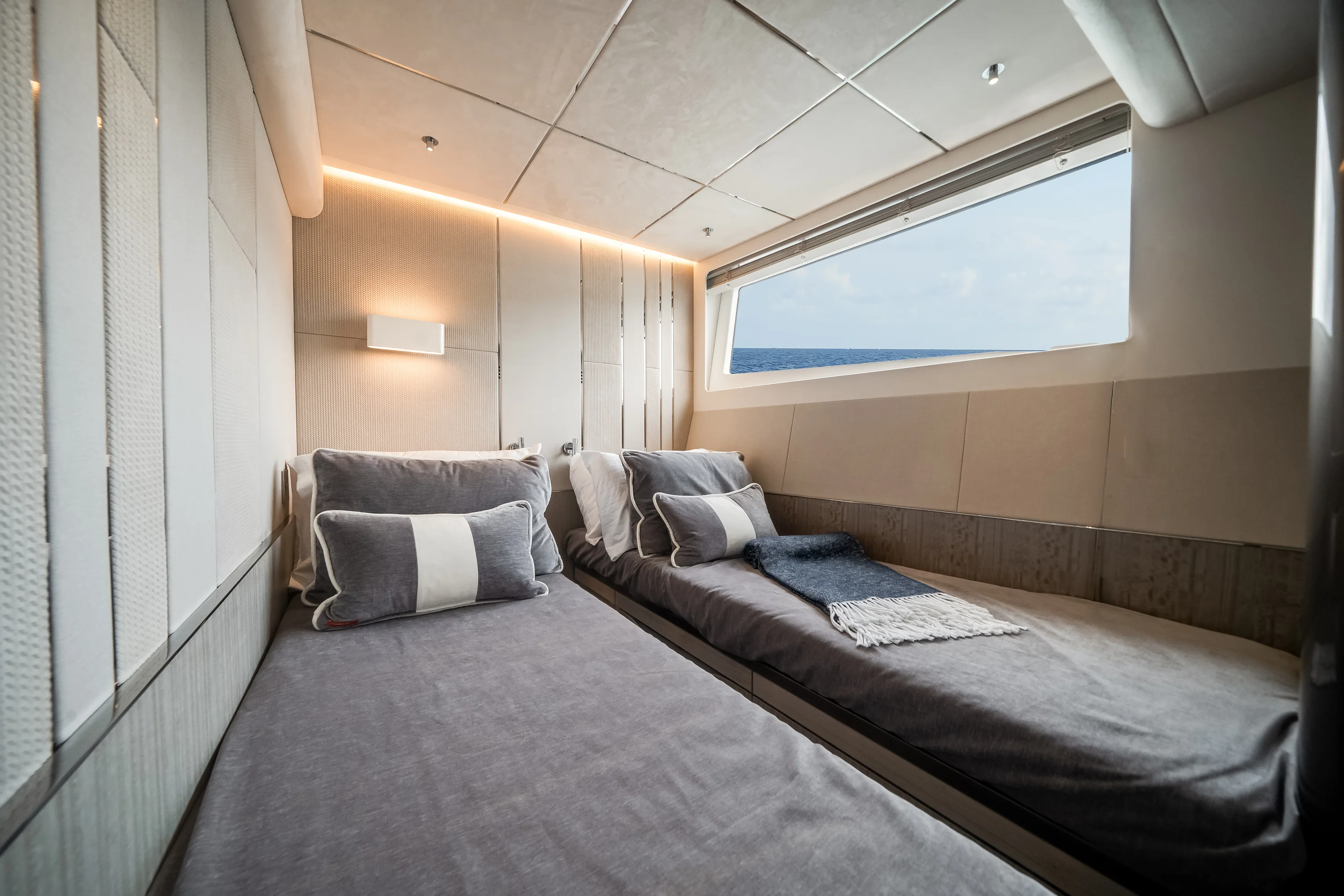 2026 Galeon 620 FLY Image Thumbnail #31