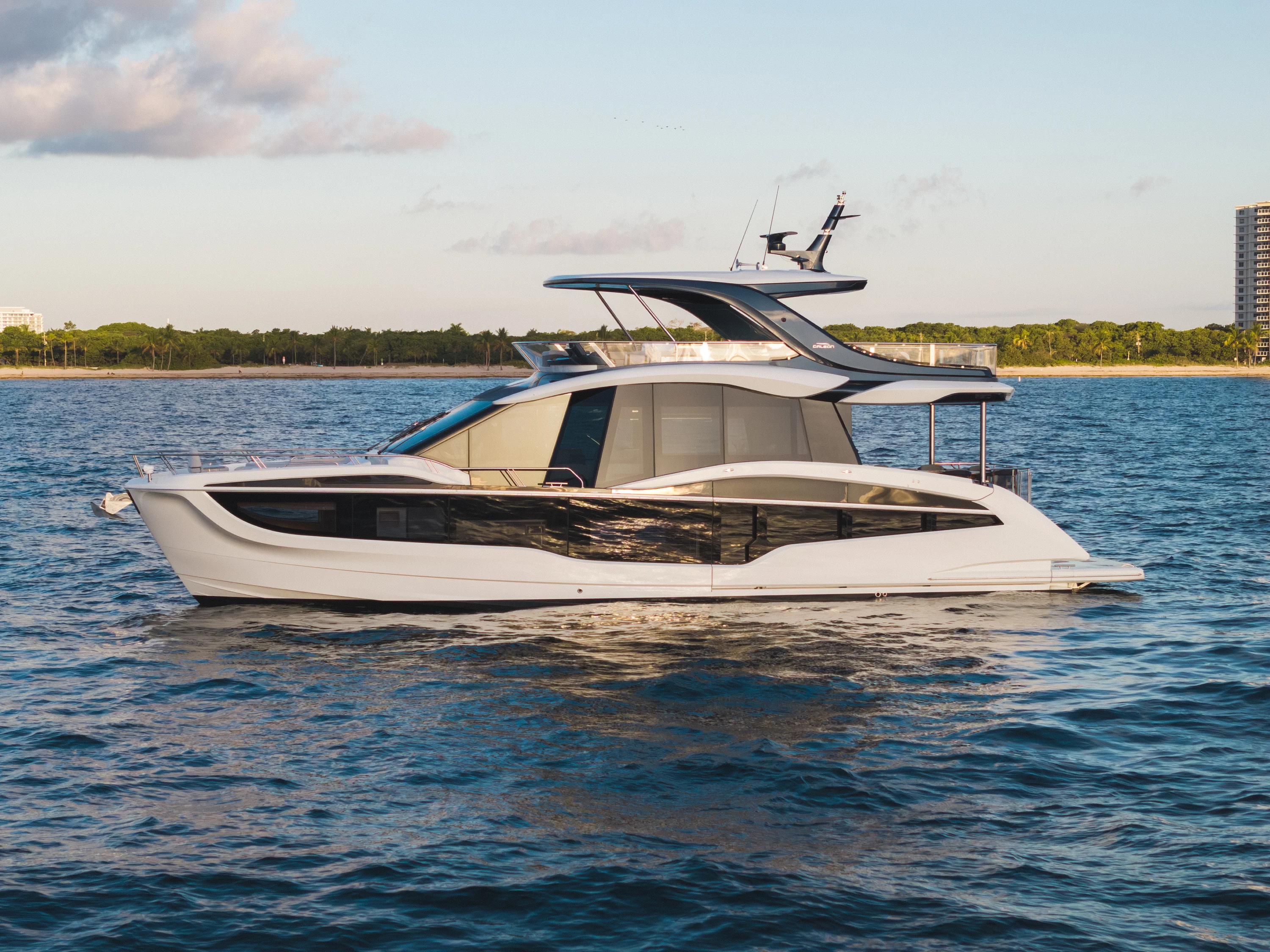 2026 Galeon 620 FLY Image Thumbnail #12