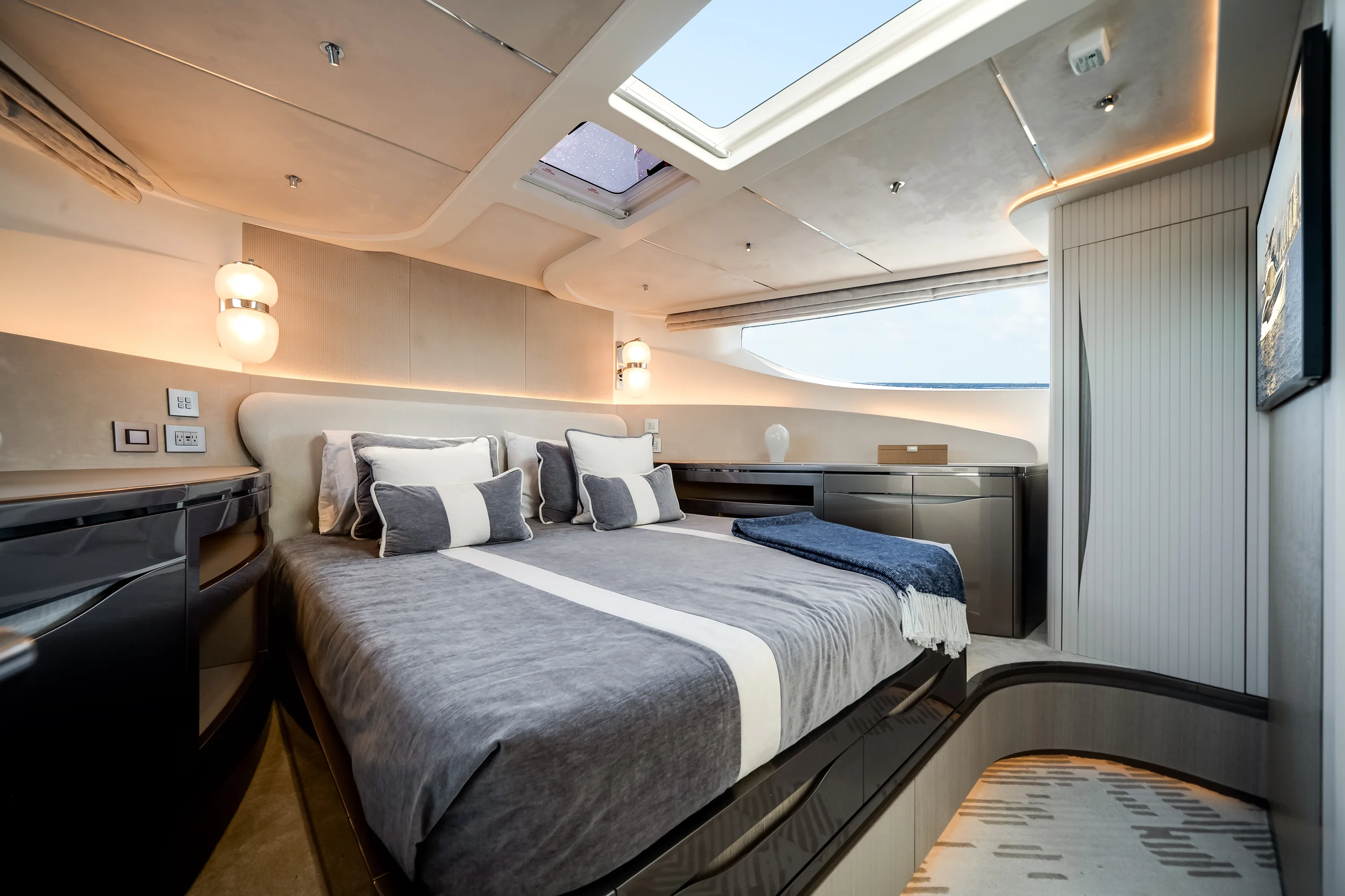 2026 Galeon 620 FLY Image Thumbnail #35
