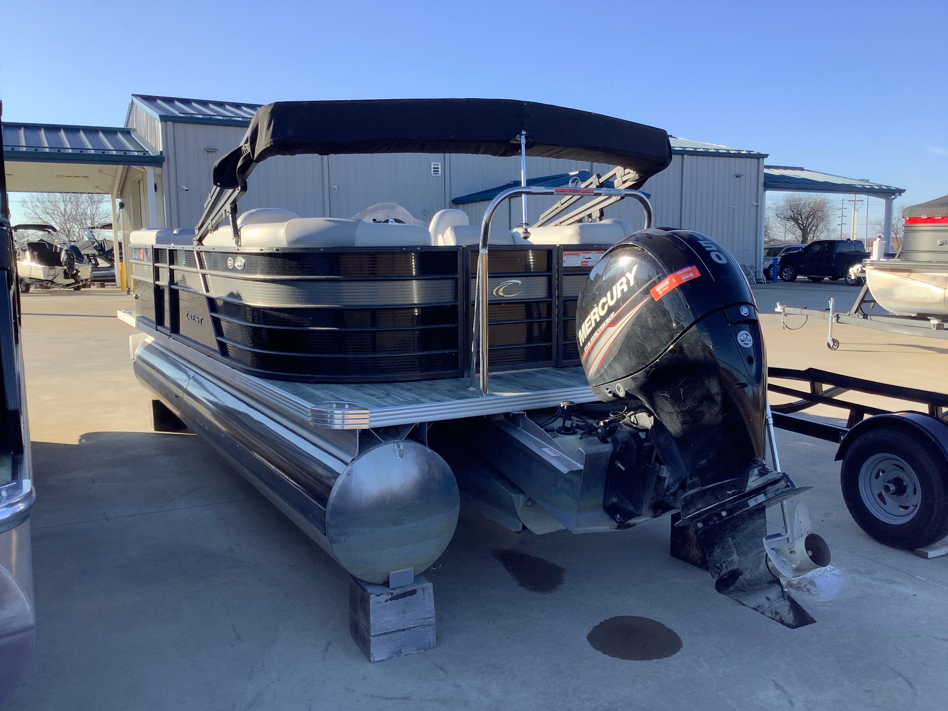 2019 Crest II 220 Image Thumbnail #6