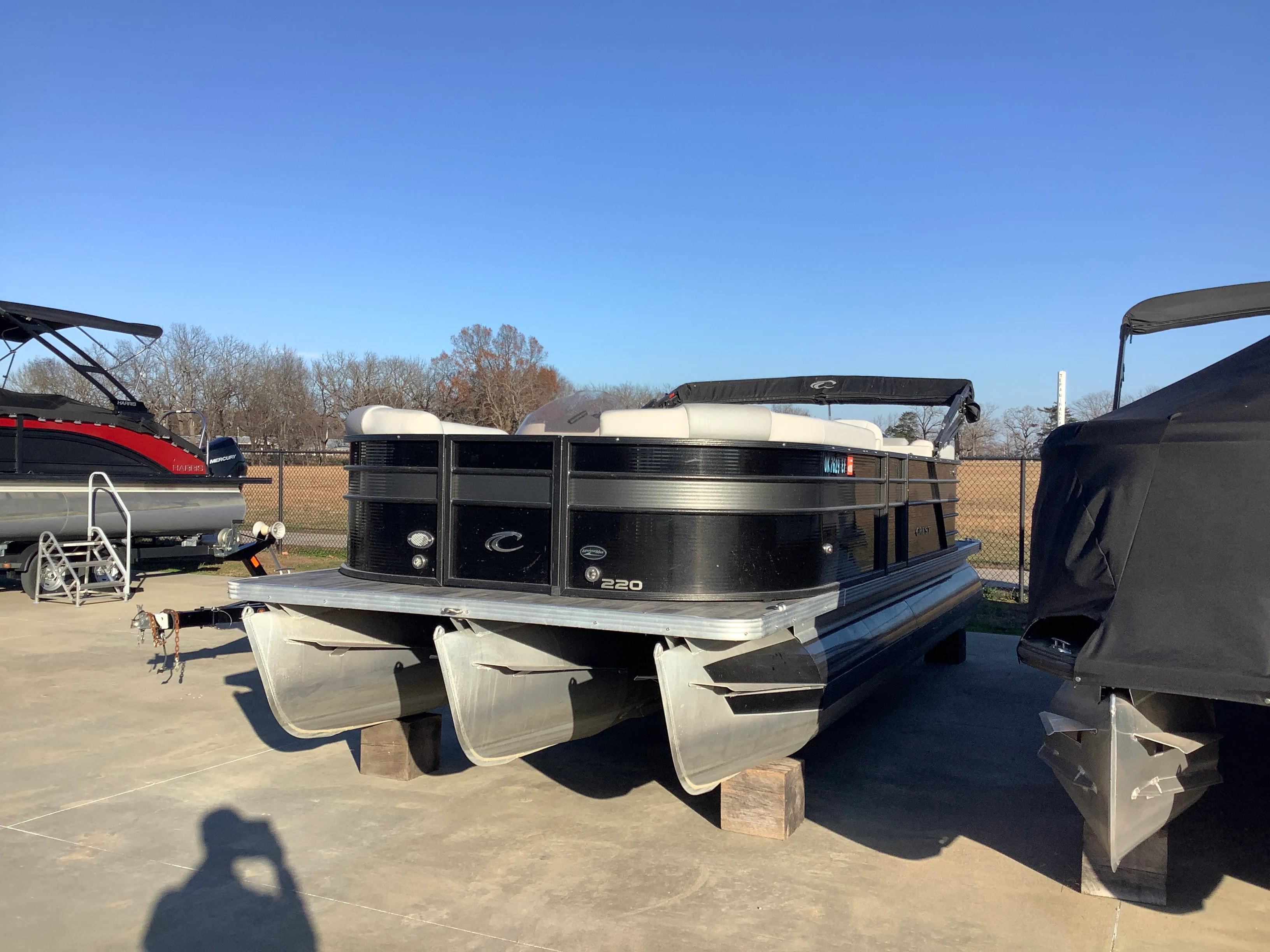 2019 Crest II 220 Image Thumbnail #5