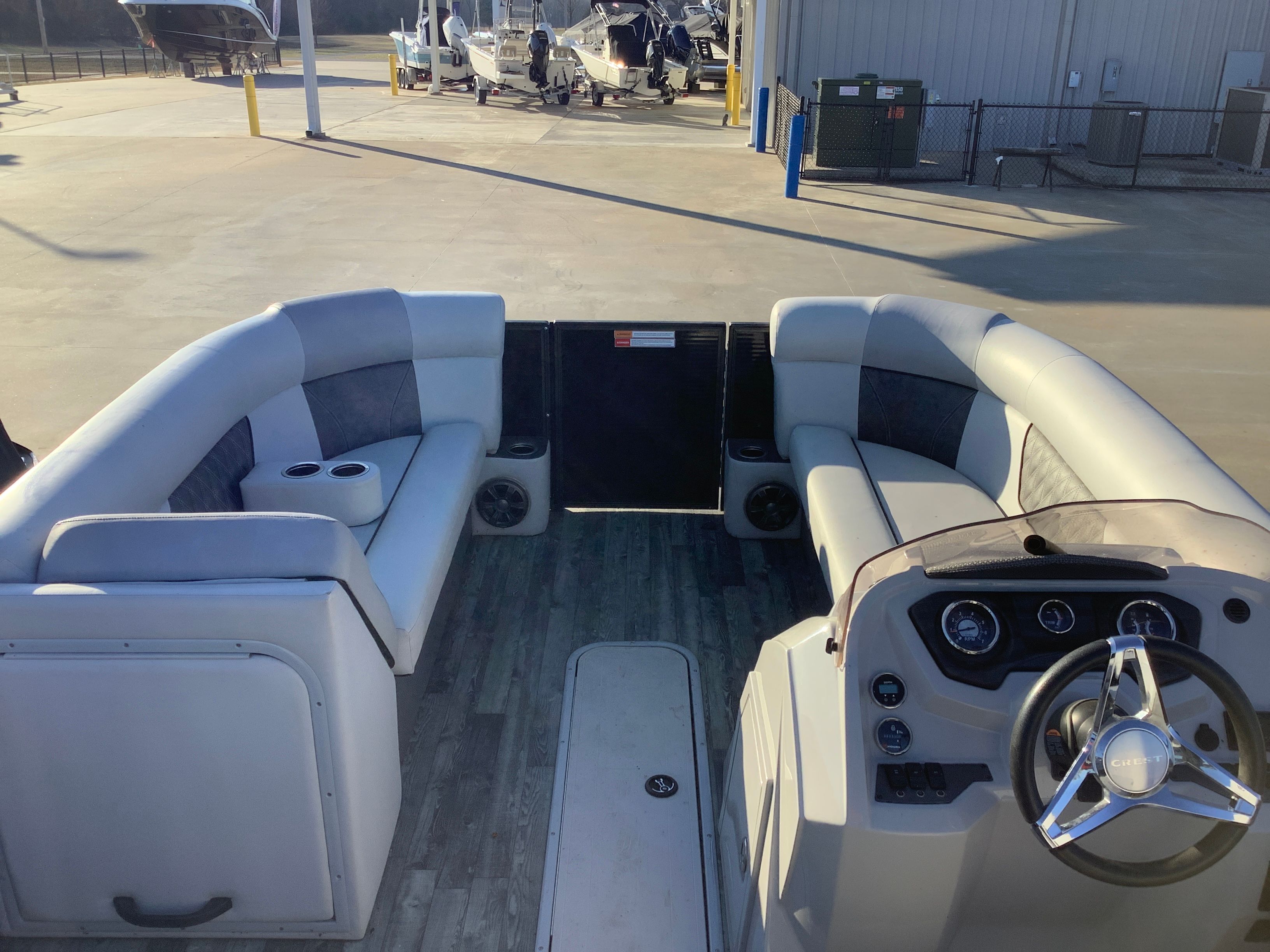 2019 Crest II 220 Image Thumbnail #17