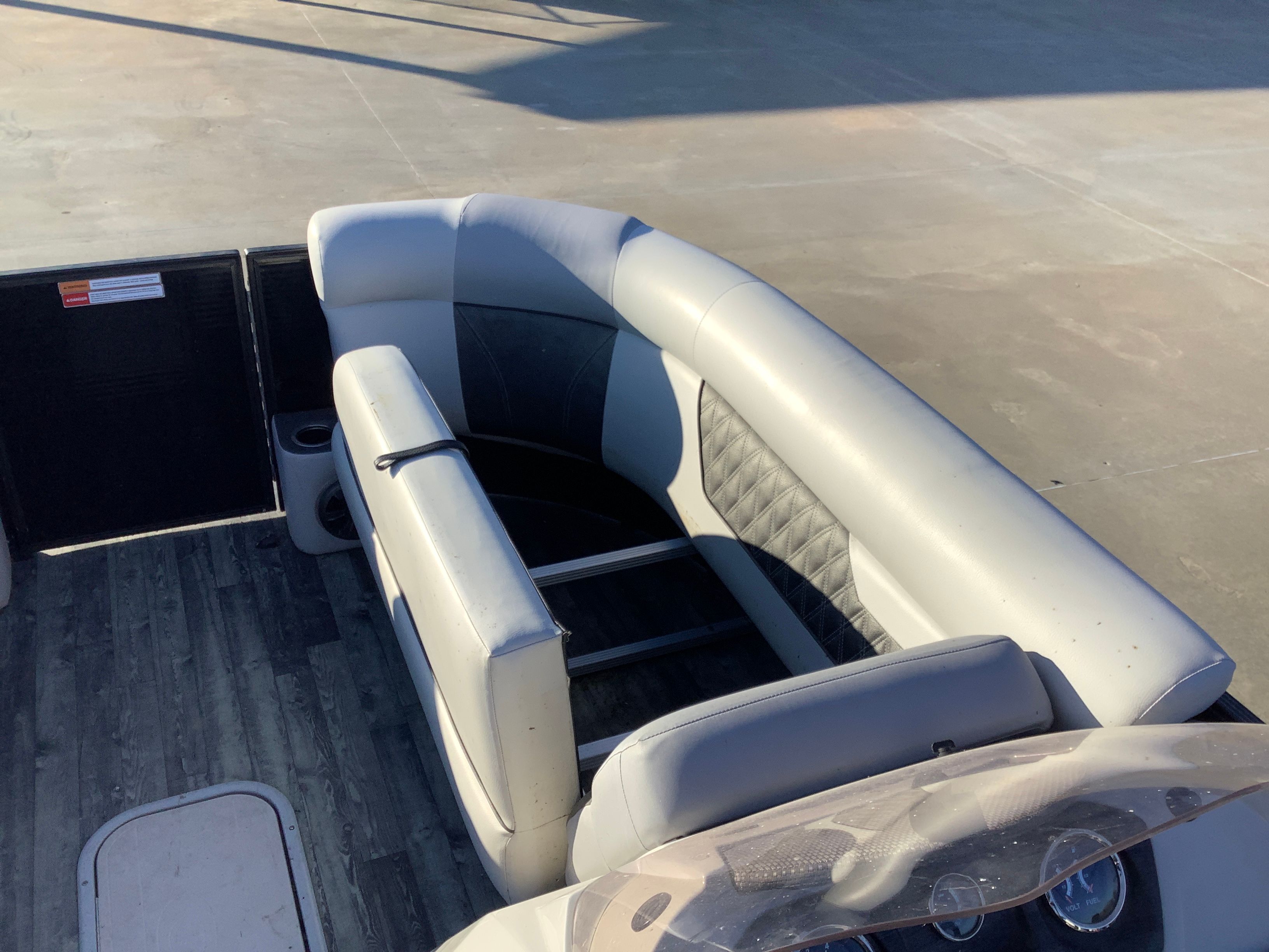 2019 Crest II 220 Image Thumbnail #21