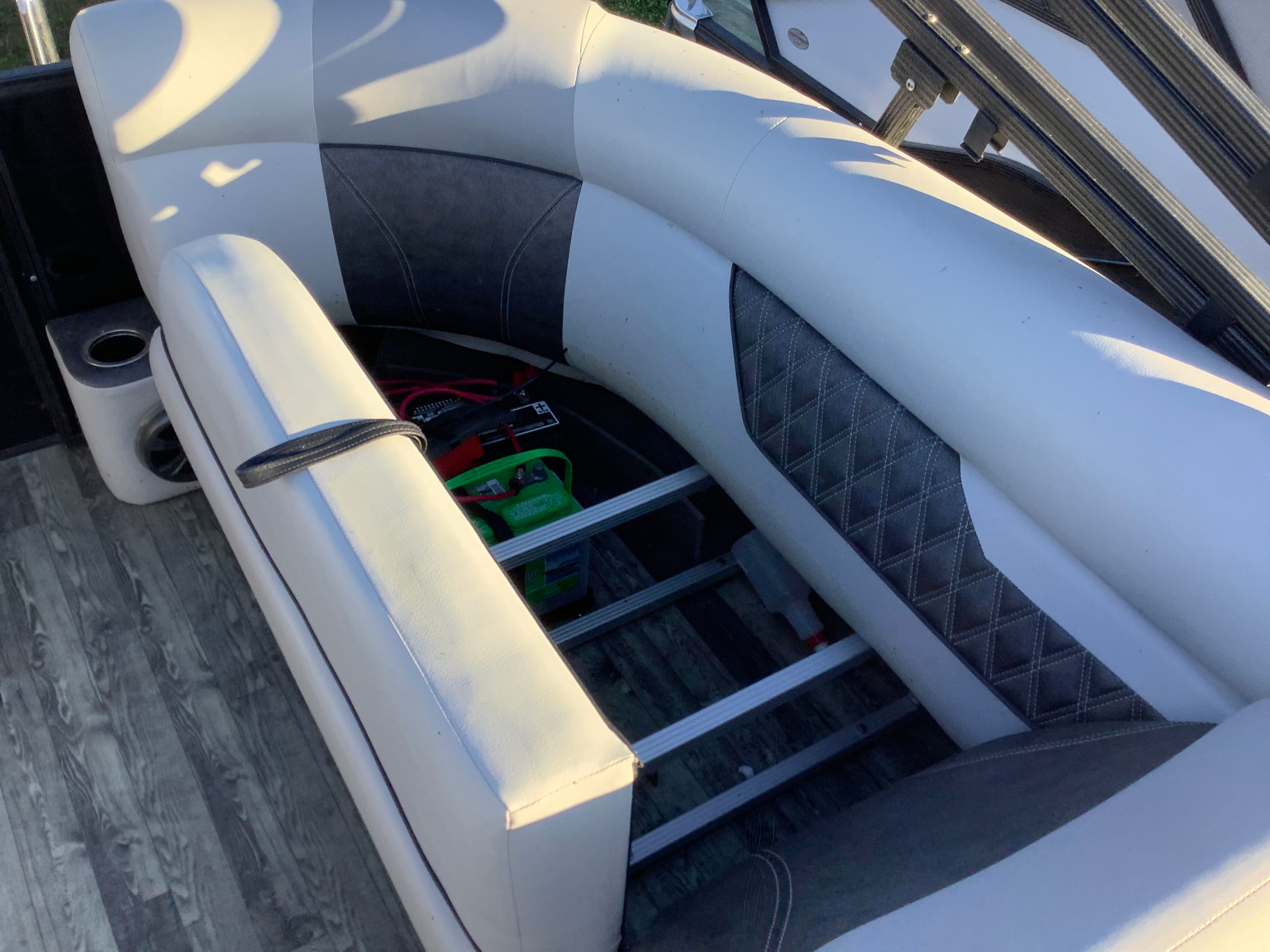 2019 Crest II 220 Image Thumbnail #13