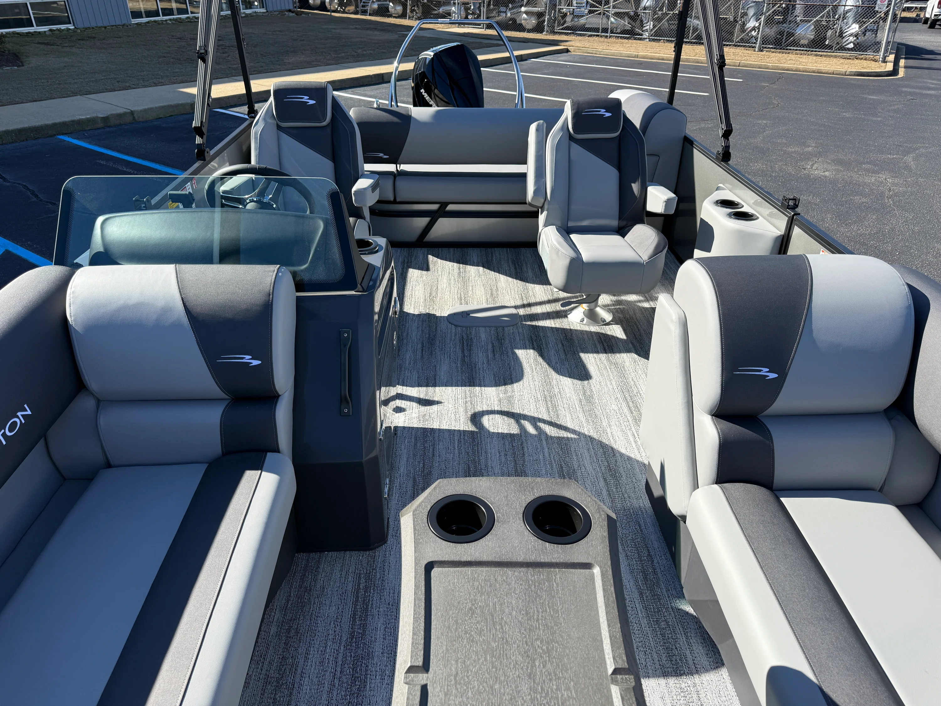 2026 Bennington 23SSB Image Thumbnail #13