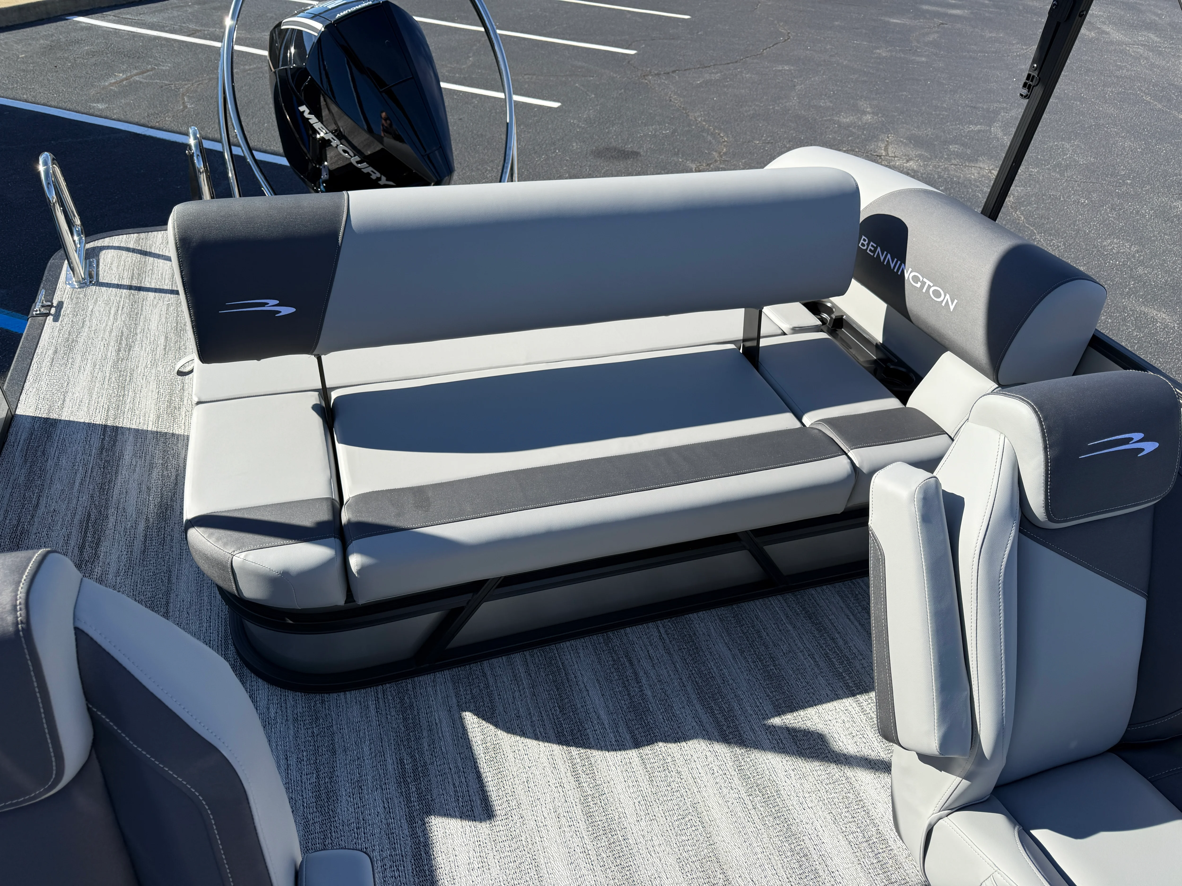 2026 Bennington 23SSB Image Thumbnail #18