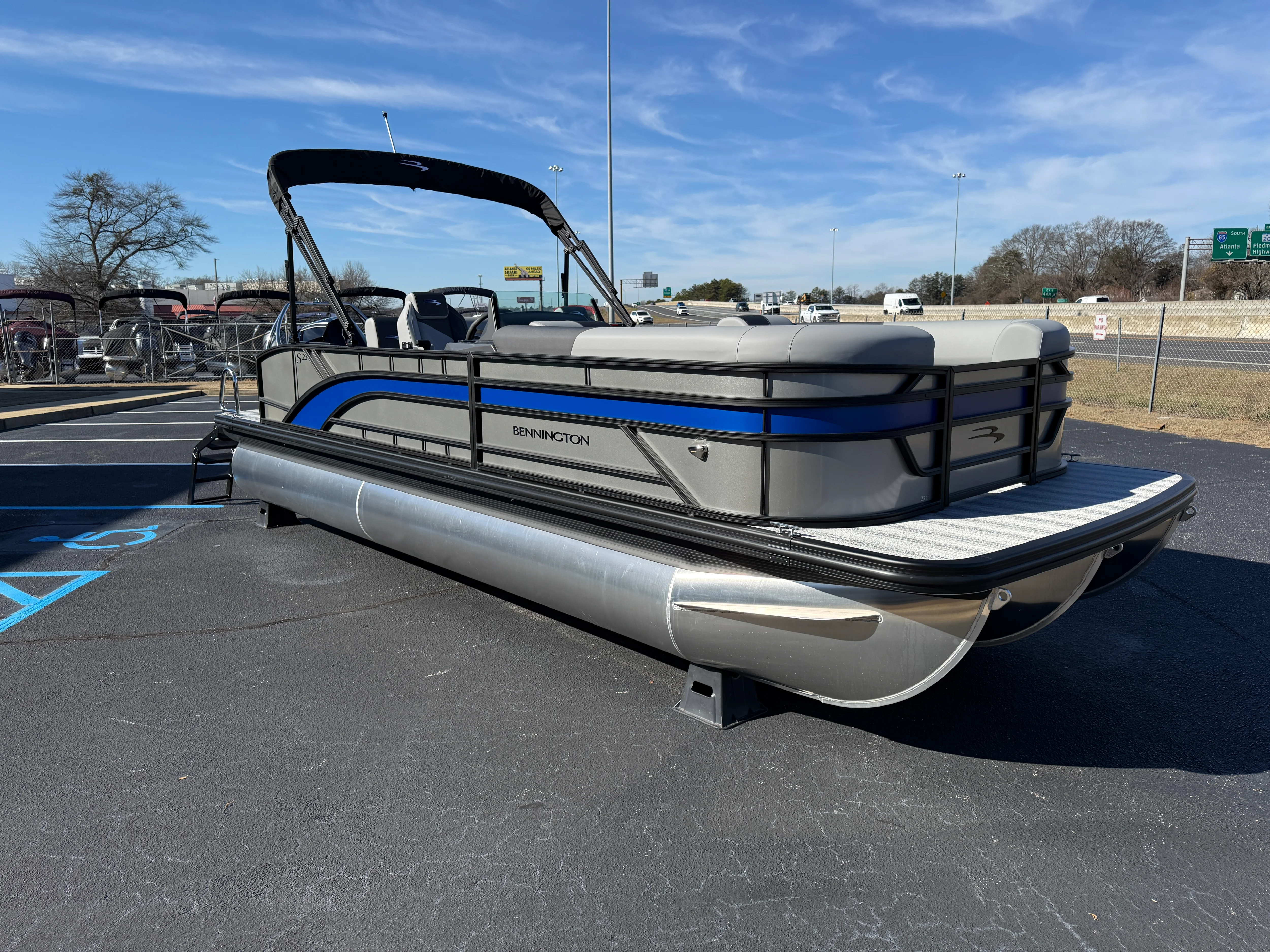 2026 Bennington 23SSB Image Thumbnail #3