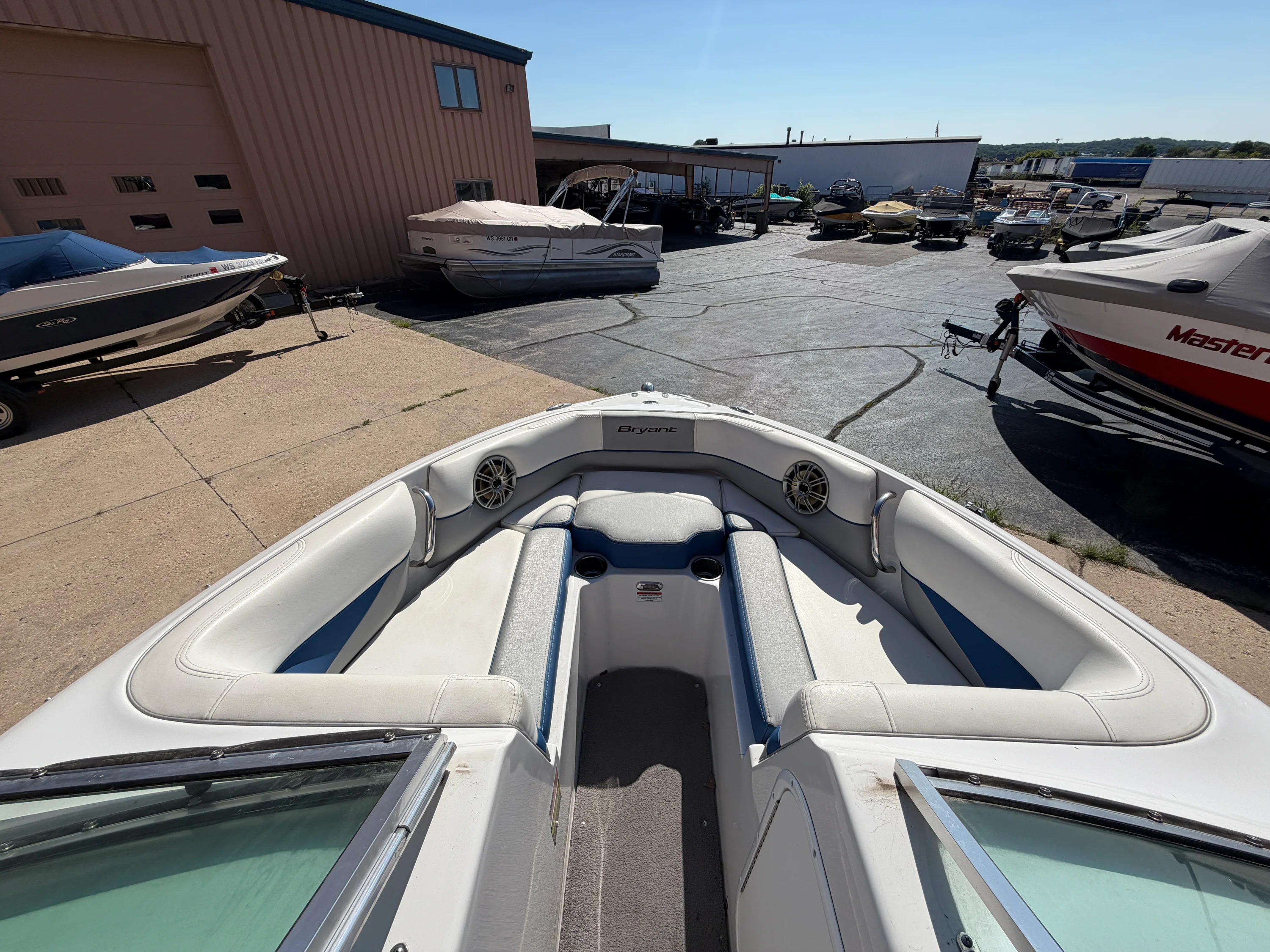 2015 Bryant 210 Image Thumbnail #26