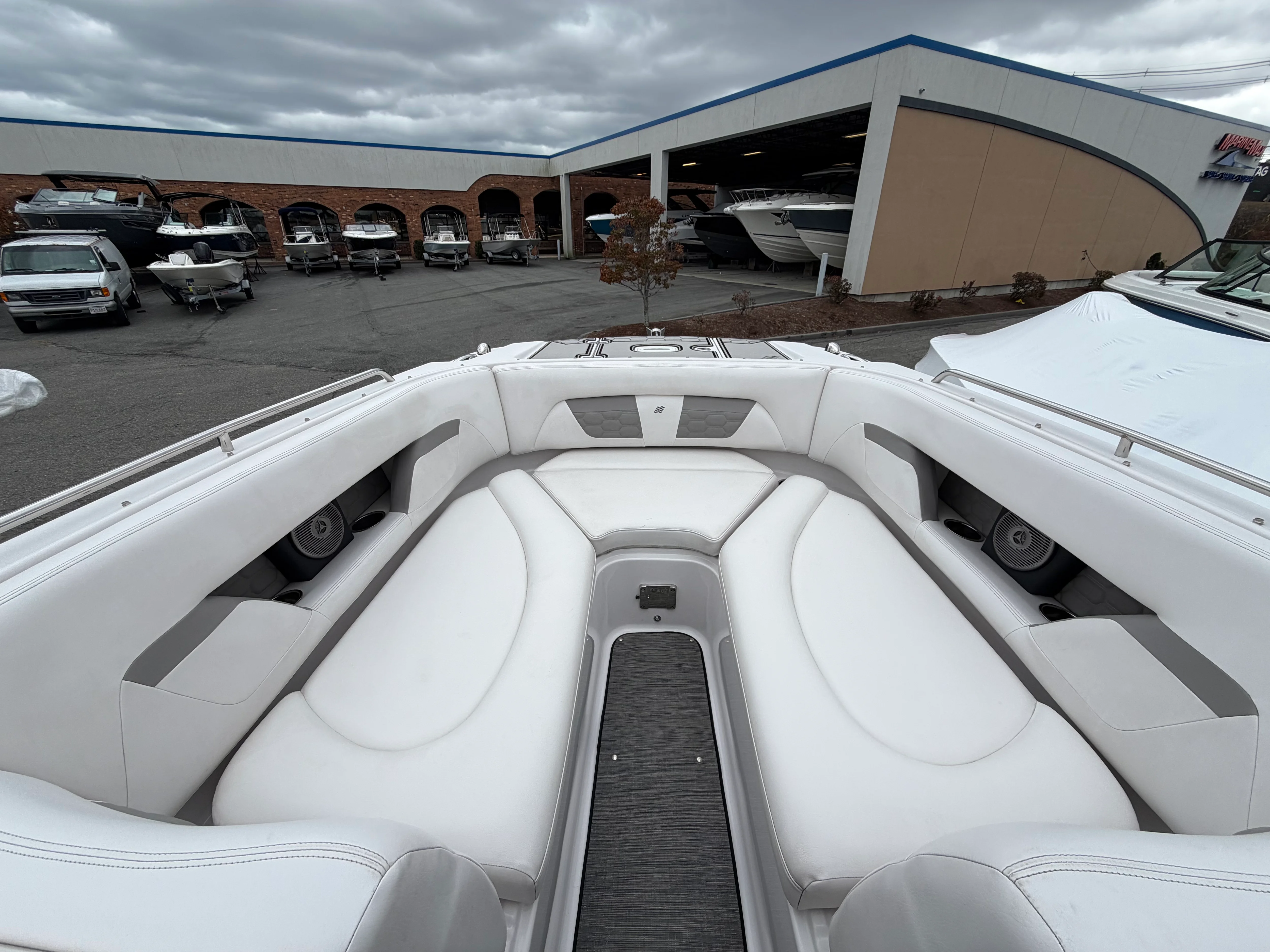 2019 Four Winns HD270-OB Image Thumbnail #16