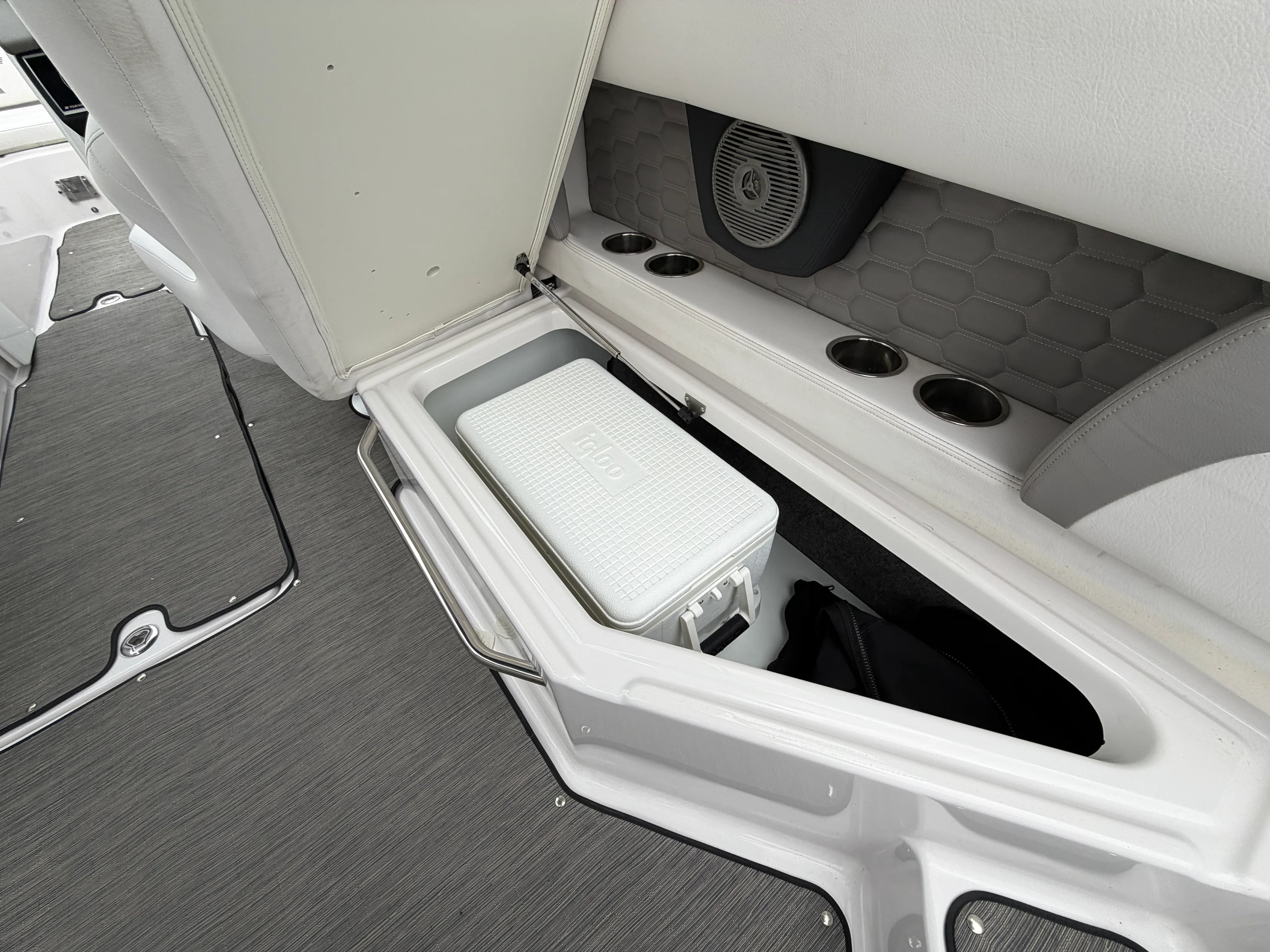 2019 Four Winns HD270-OB Image Thumbnail #12