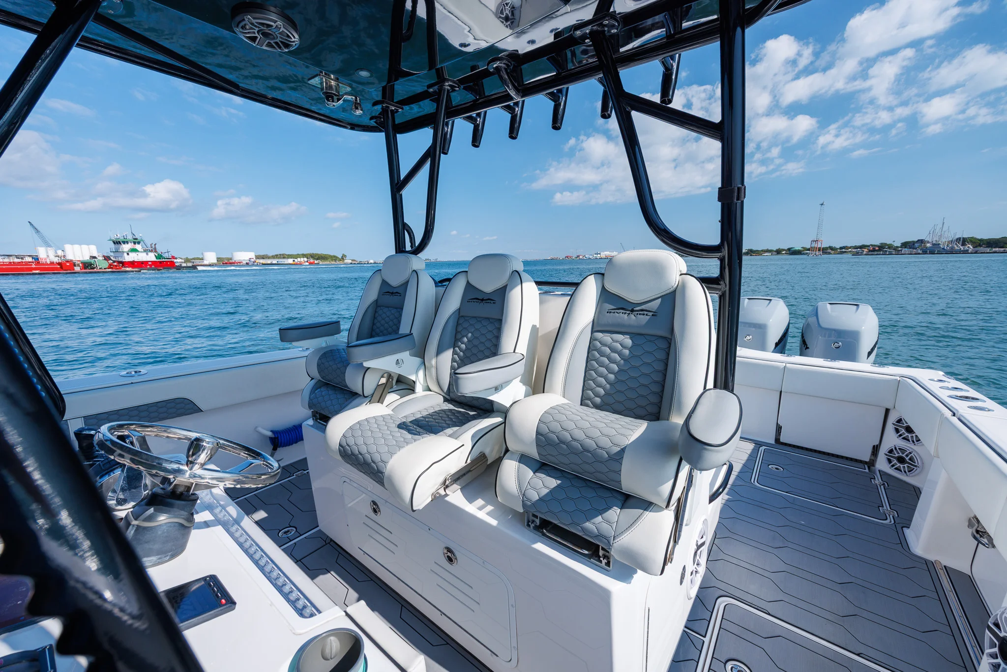 2022 Invincible 37 CAT Image Thumbnail #14