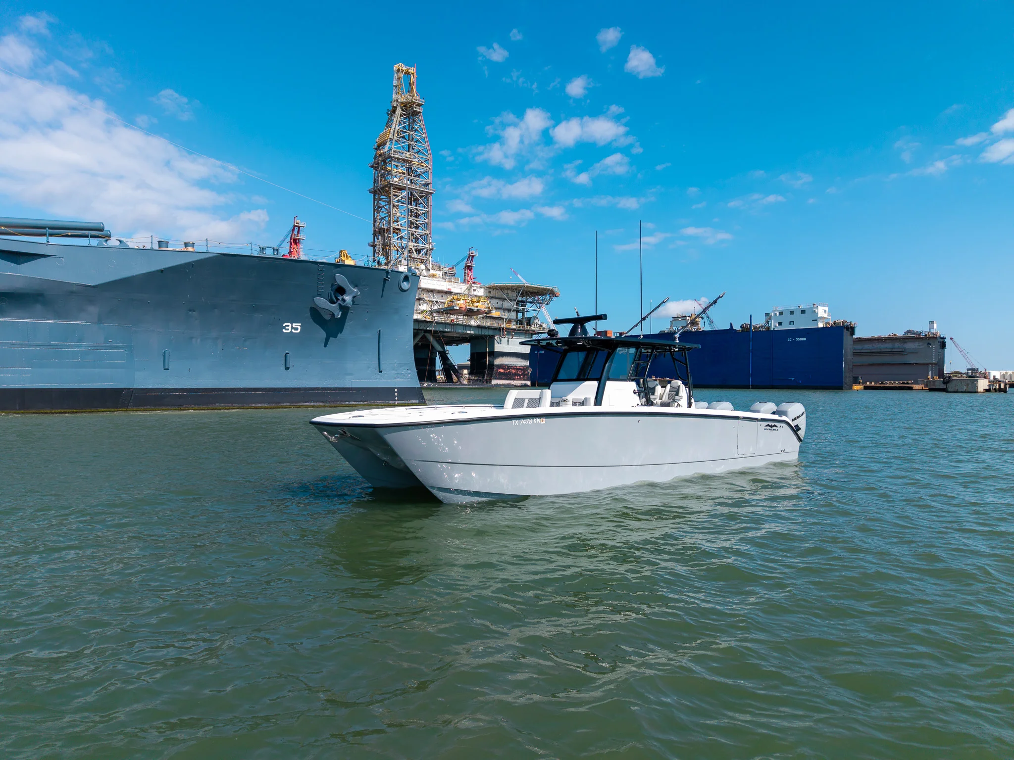 2022 Invincible 37 CAT Image Thumbnail #2