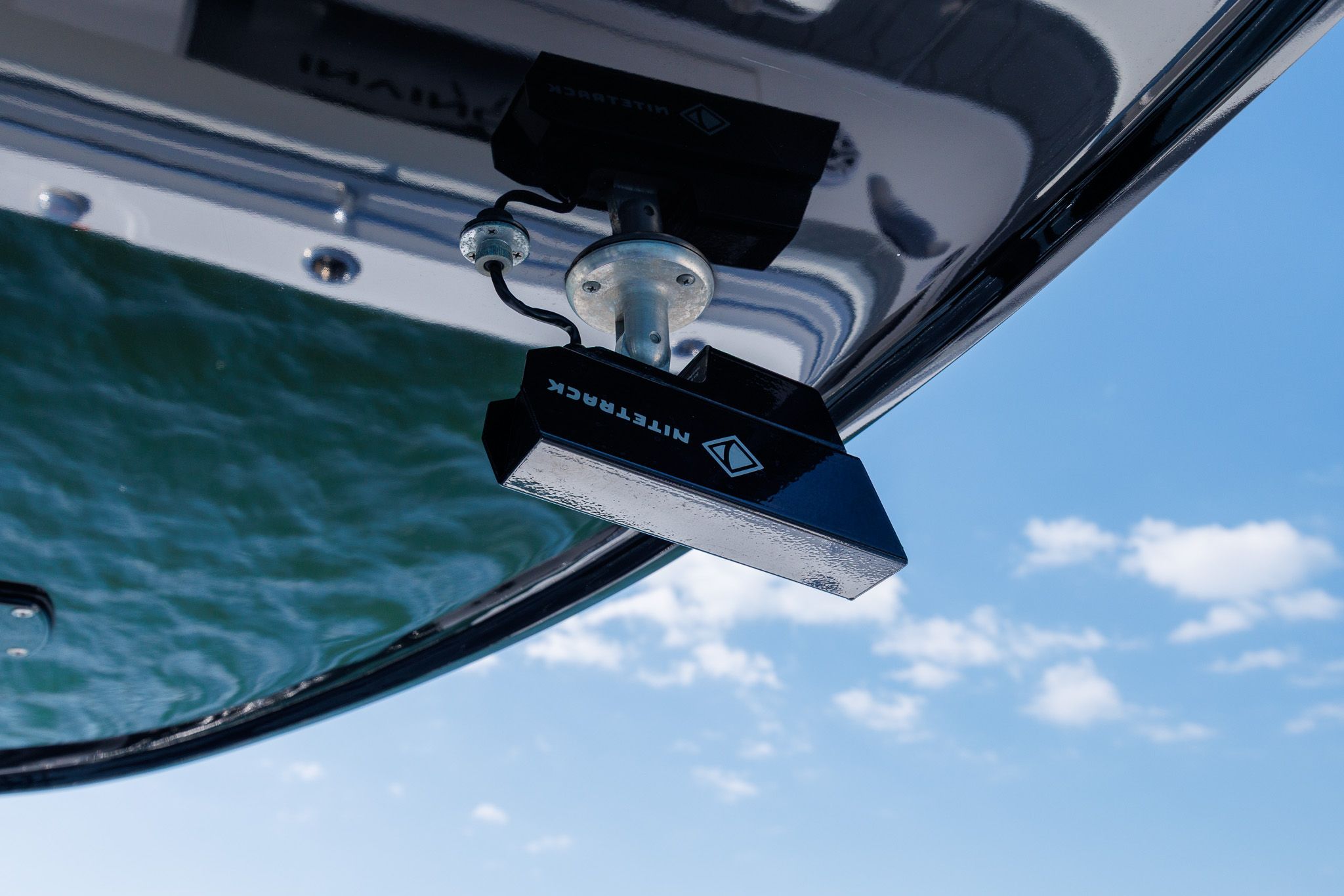 2022 Invincible 37 CAT Image Thumbnail #15