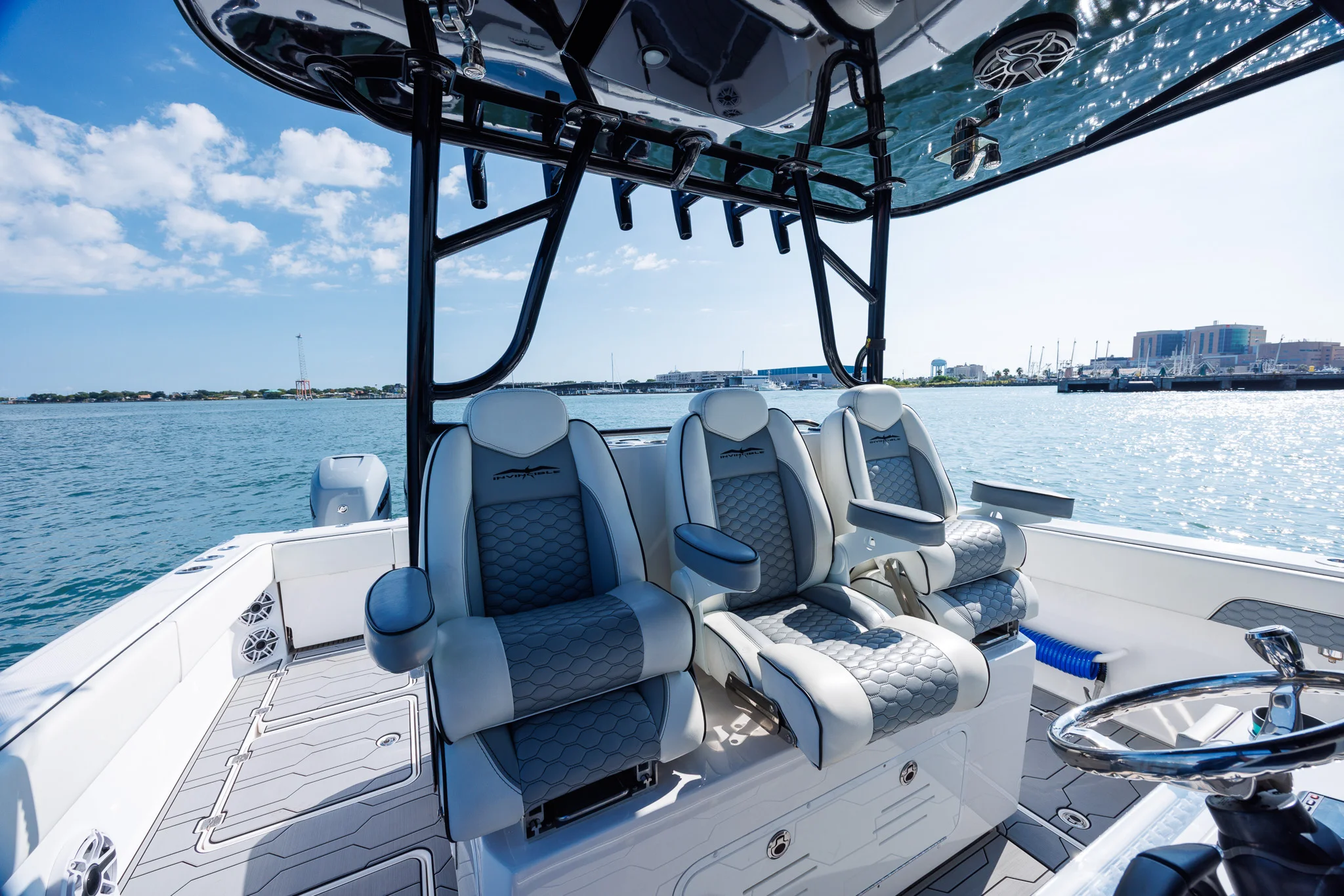 2022 Invincible 37 CAT Image Thumbnail #13