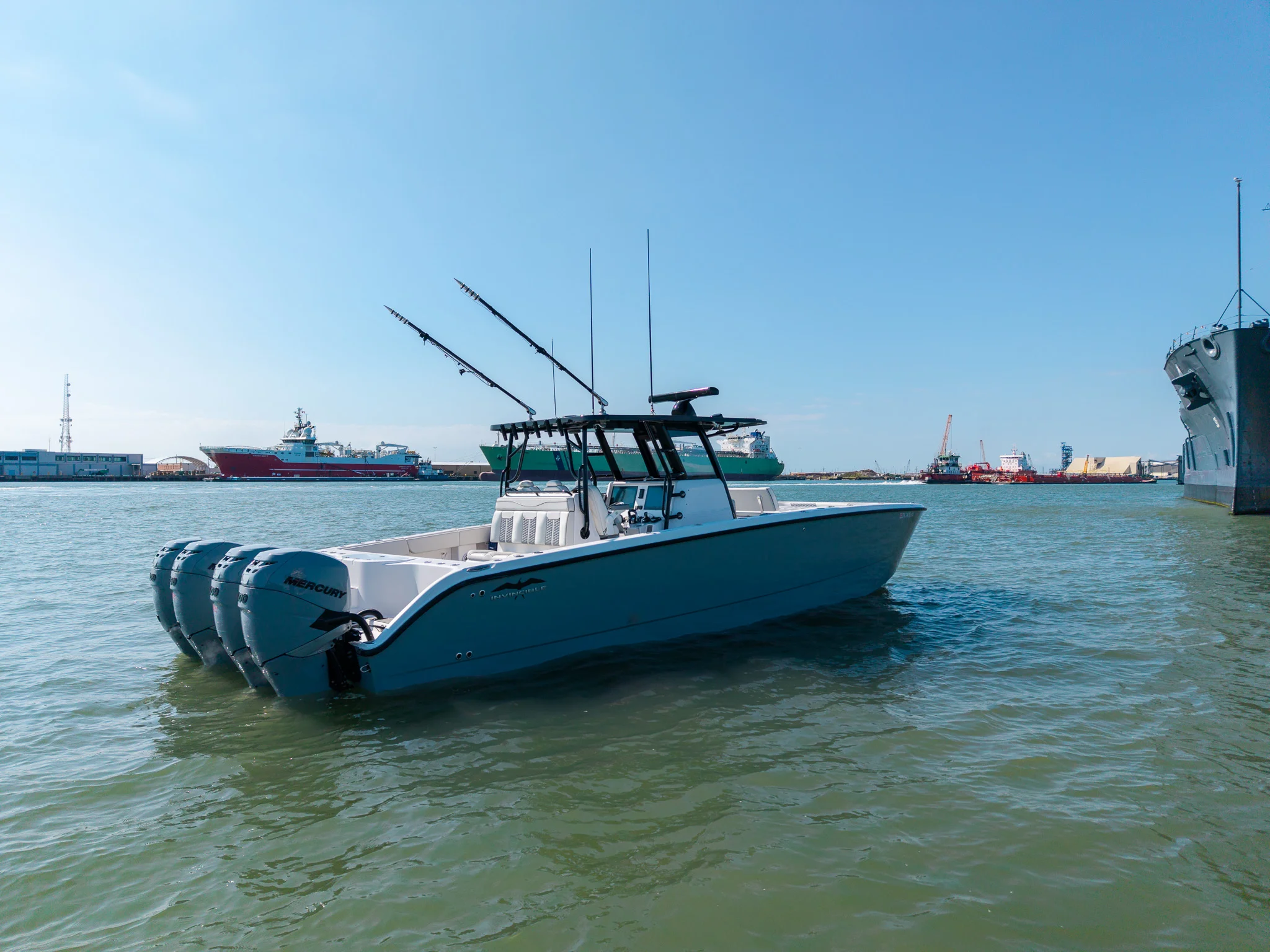 2022 Invincible 37 CAT Image Thumbnail #8