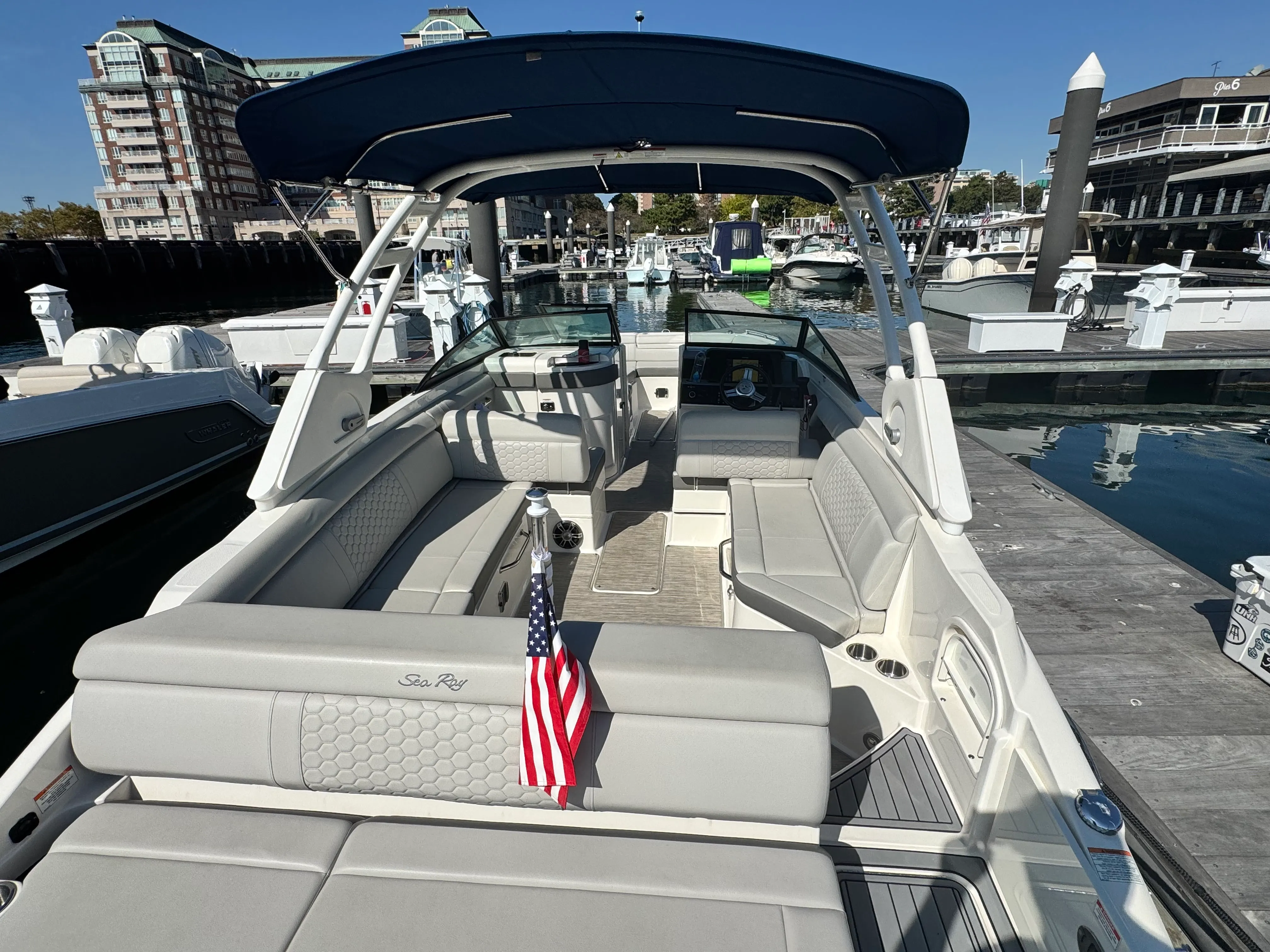 2021 Sea Ray 270 SDX OUTBOARD Image Thumbnail #6