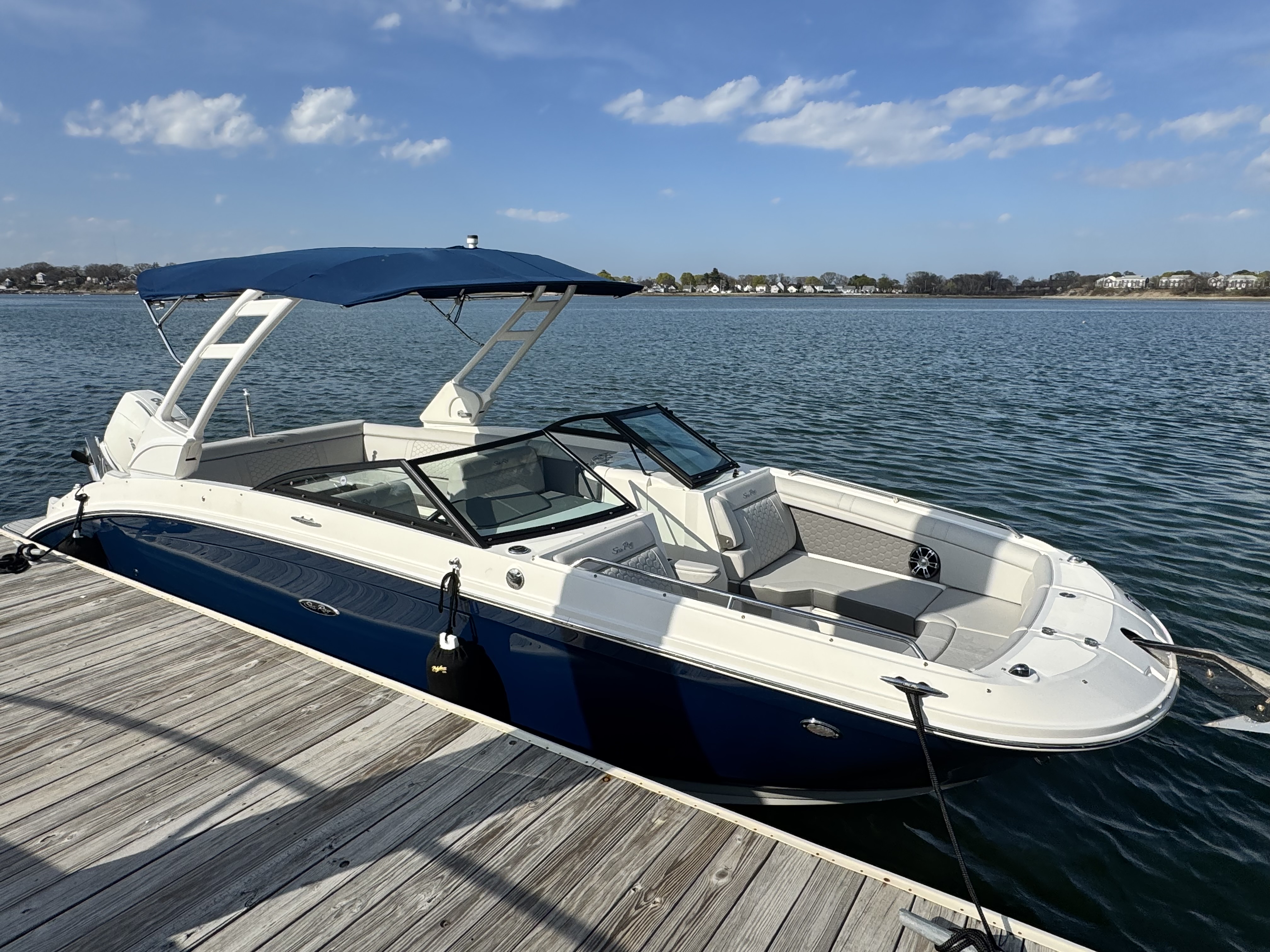 2021 Sea Ray 270 SDX OUTBOARD Image Thumbnail #0