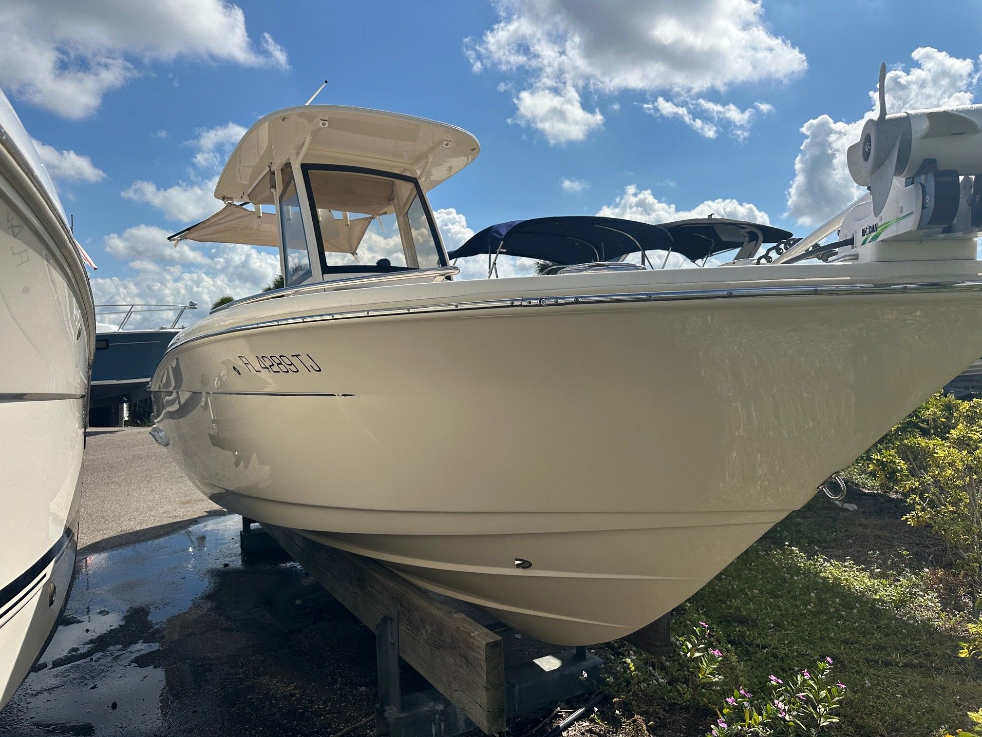 2023 Scout 240 XSF Image Thumbnail #10