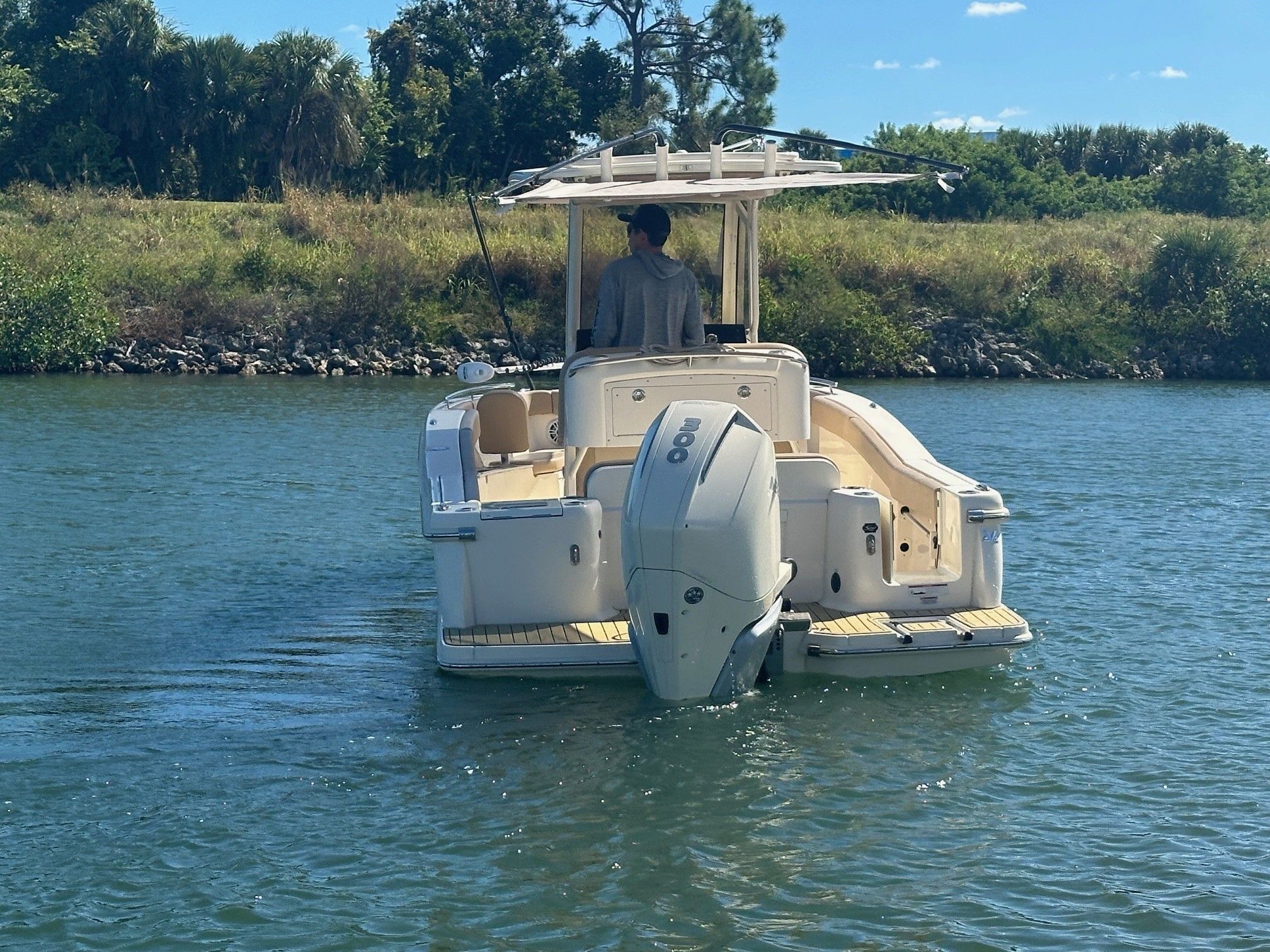 2023 Scout 240 XSF Image Thumbnail #4