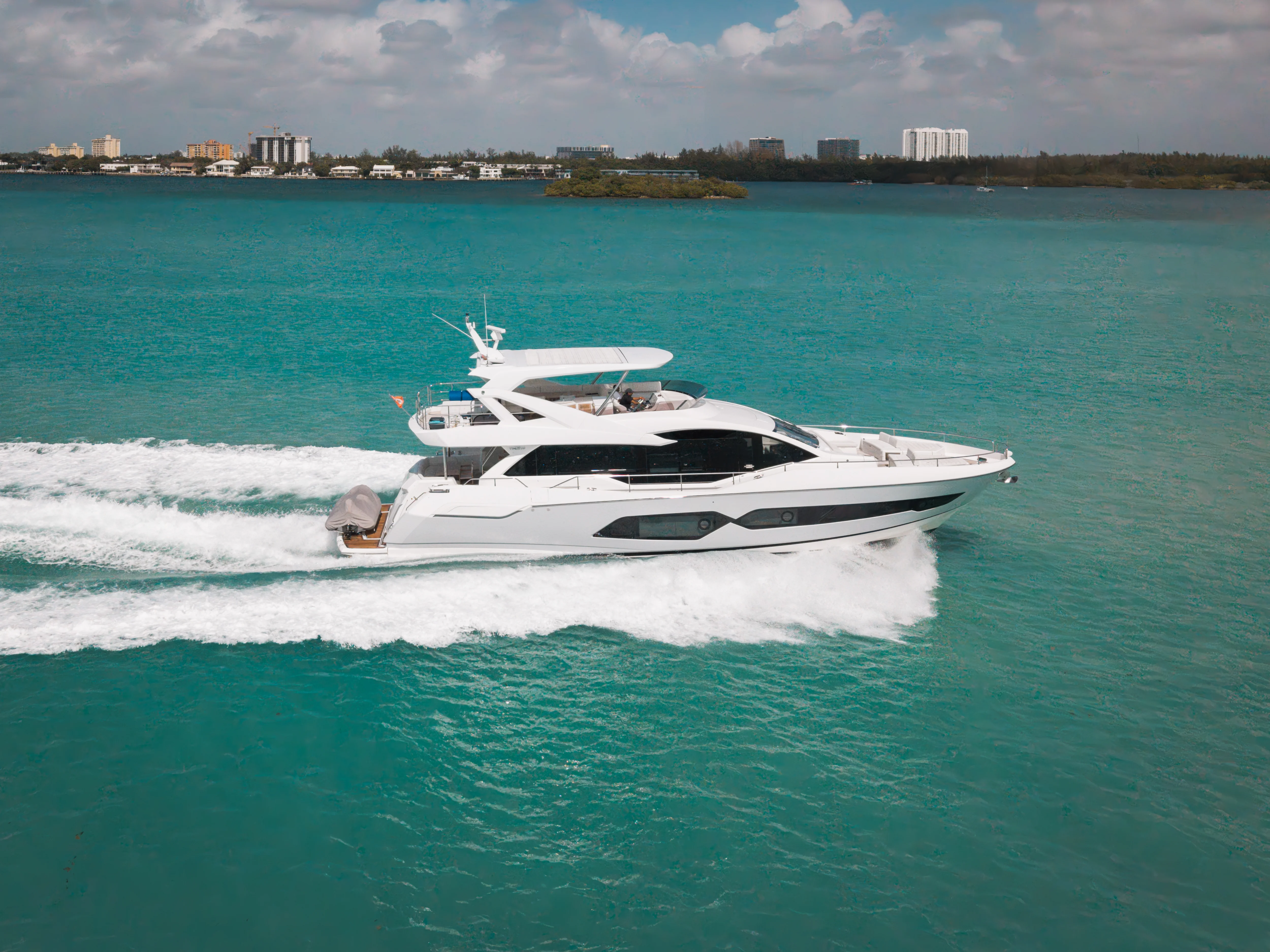 2019 Sunseeker 76 YACHT Image Thumbnail #7