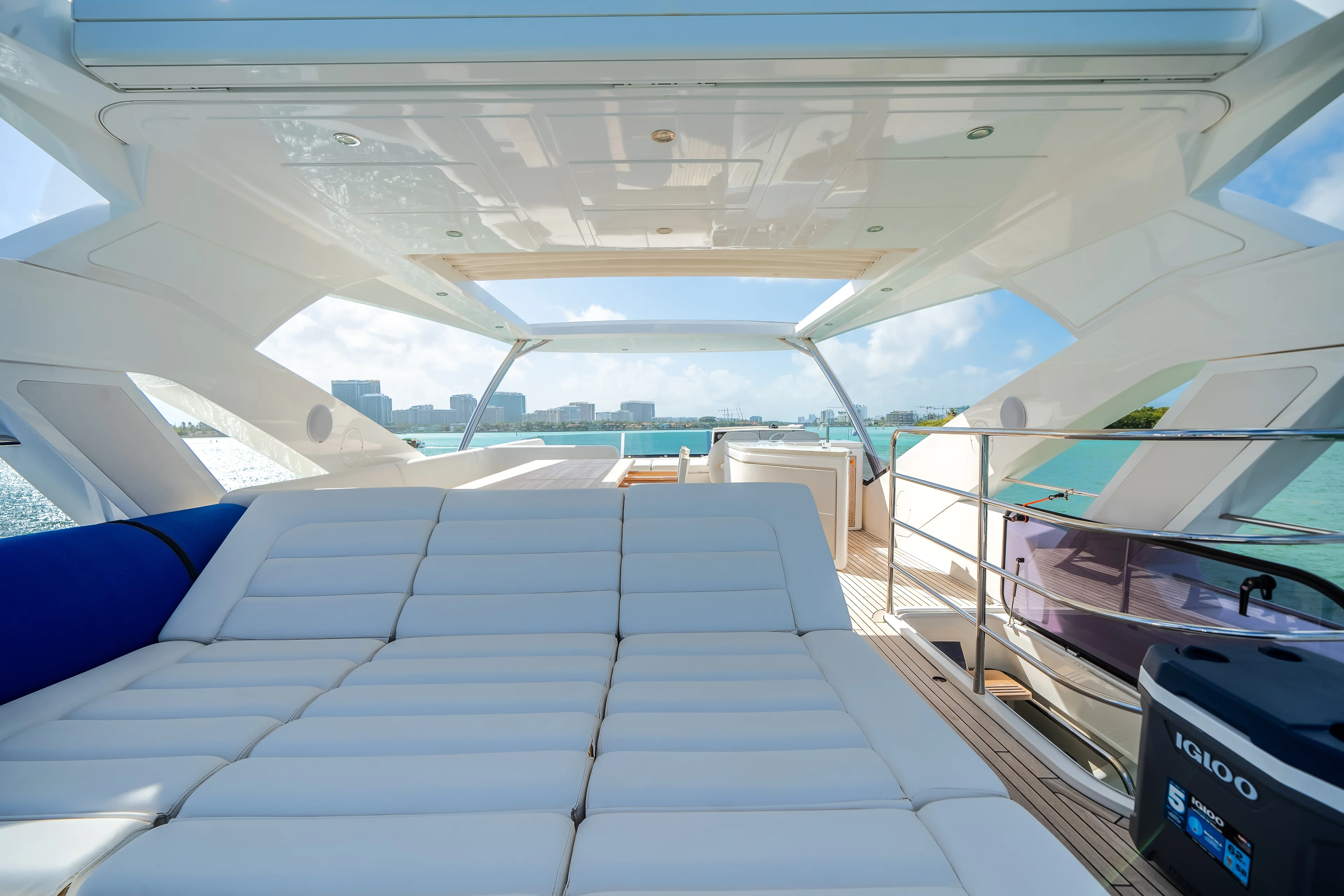 2019 Sunseeker 76 YACHT Image Thumbnail #22