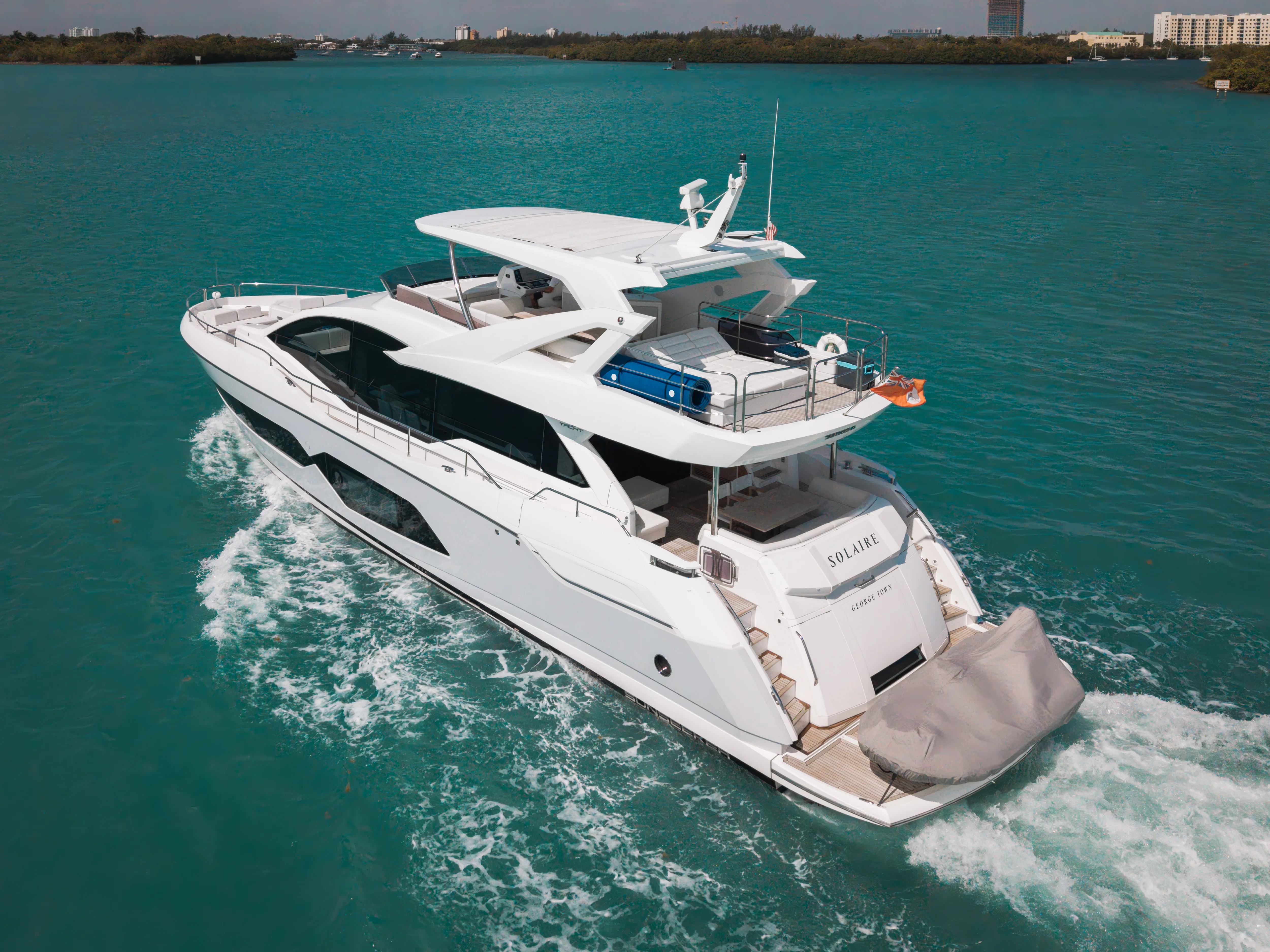 2019 Sunseeker 76 YACHT Image Thumbnail #9