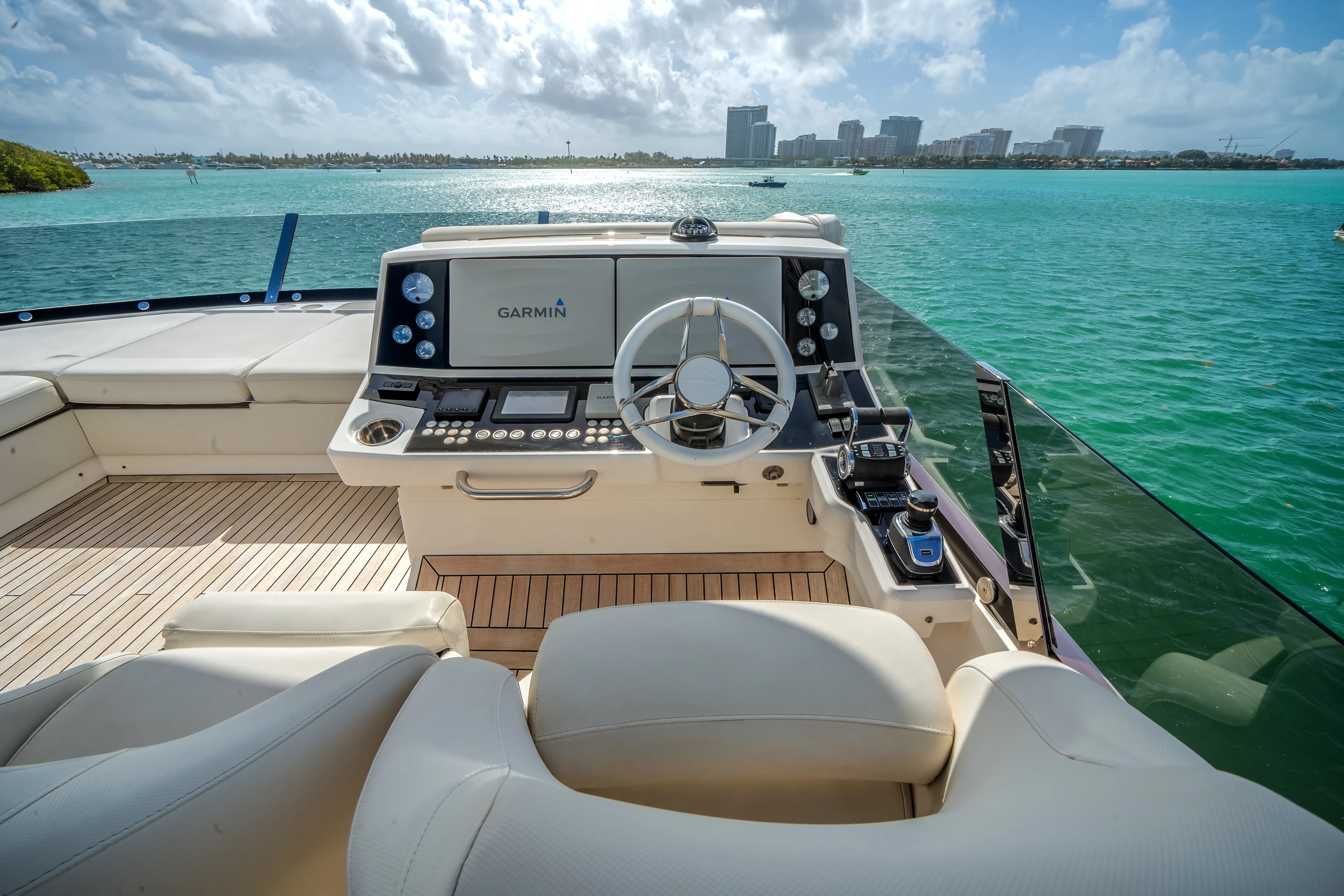 2019 Sunseeker 76 YACHT Image Thumbnail #30