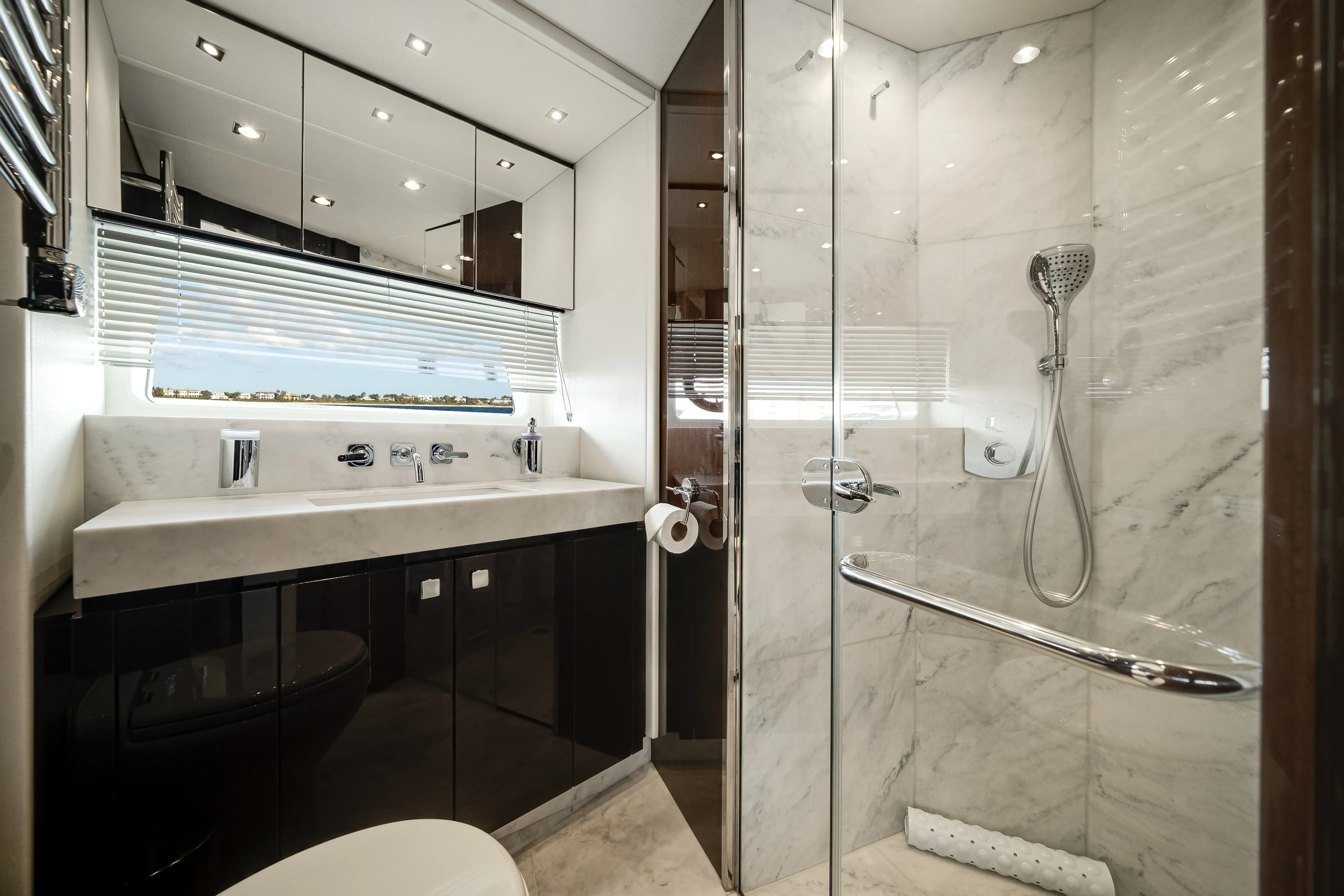 2019 Sunseeker 76 YACHT Image Thumbnail #57