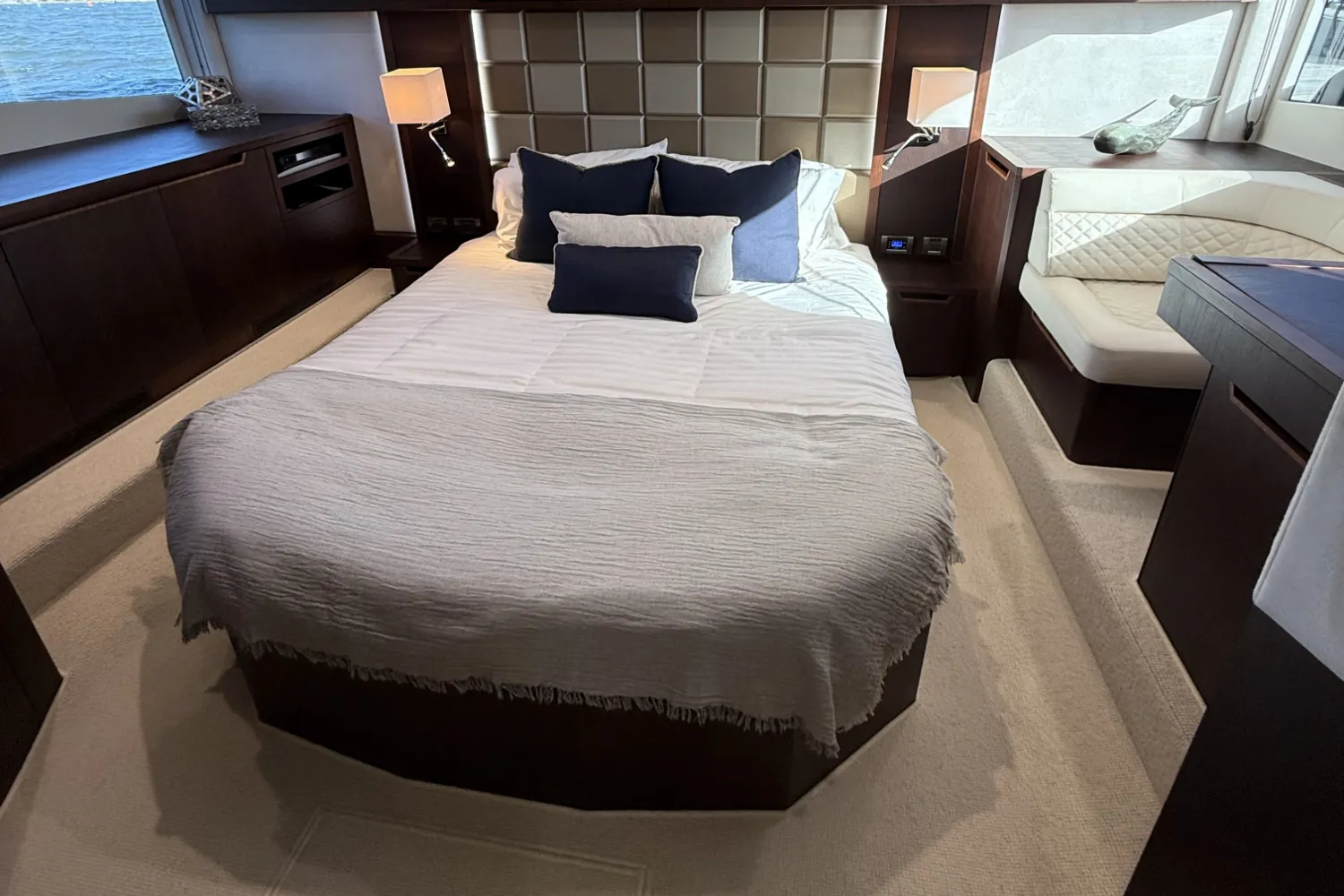 2018 Galeon 500 FLY Image Thumbnail #47