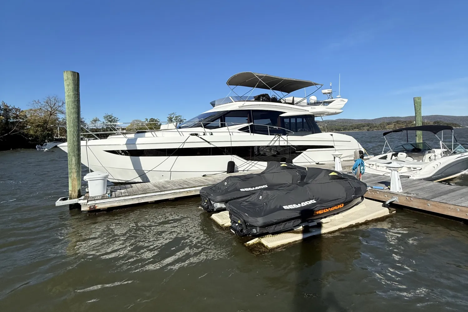 2018 Galeon 500 FLY Image Thumbnail #2
