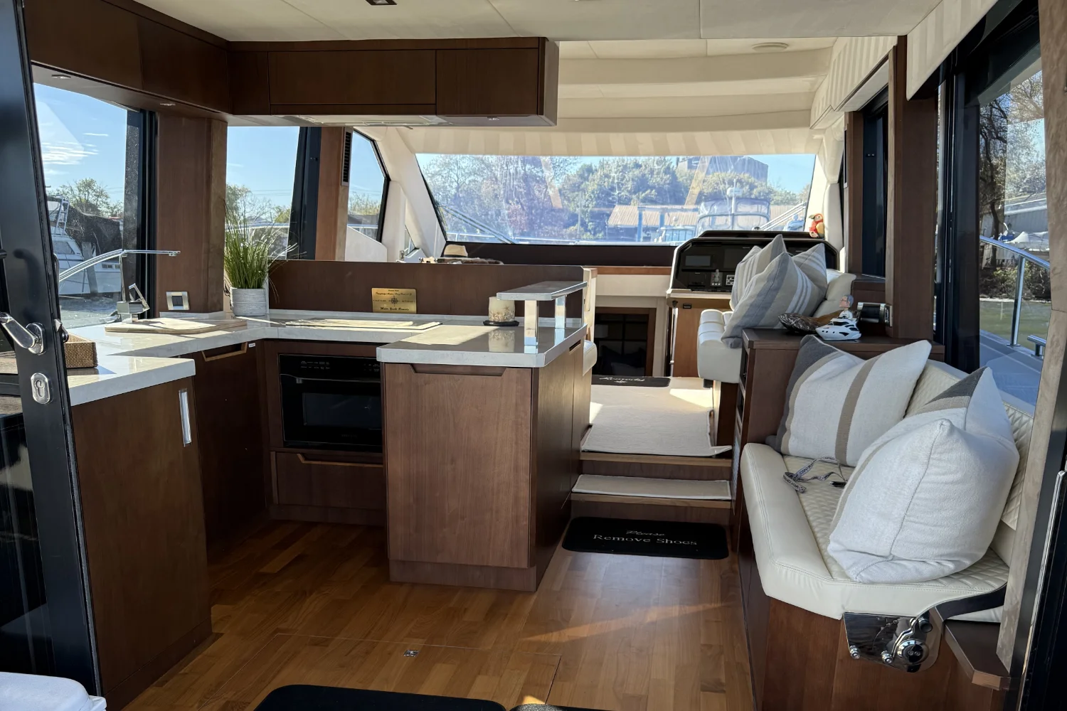 2018 Galeon 500 FLY Image Thumbnail #23