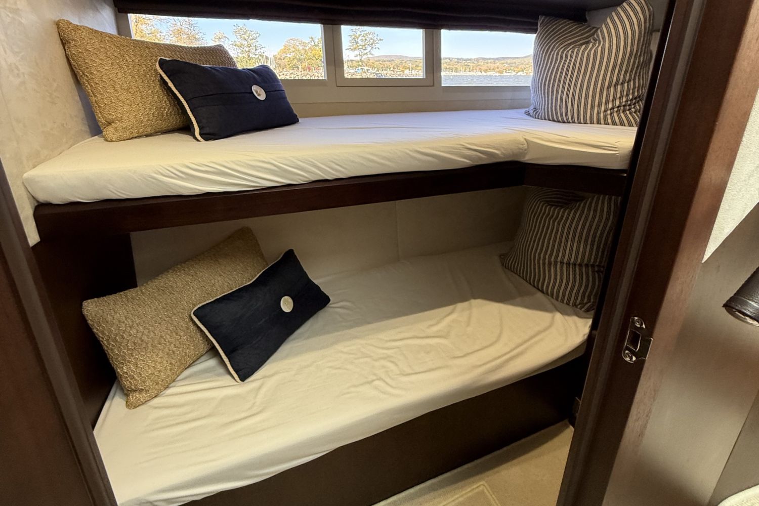 2018 Galeon 500 FLY Image Thumbnail #61