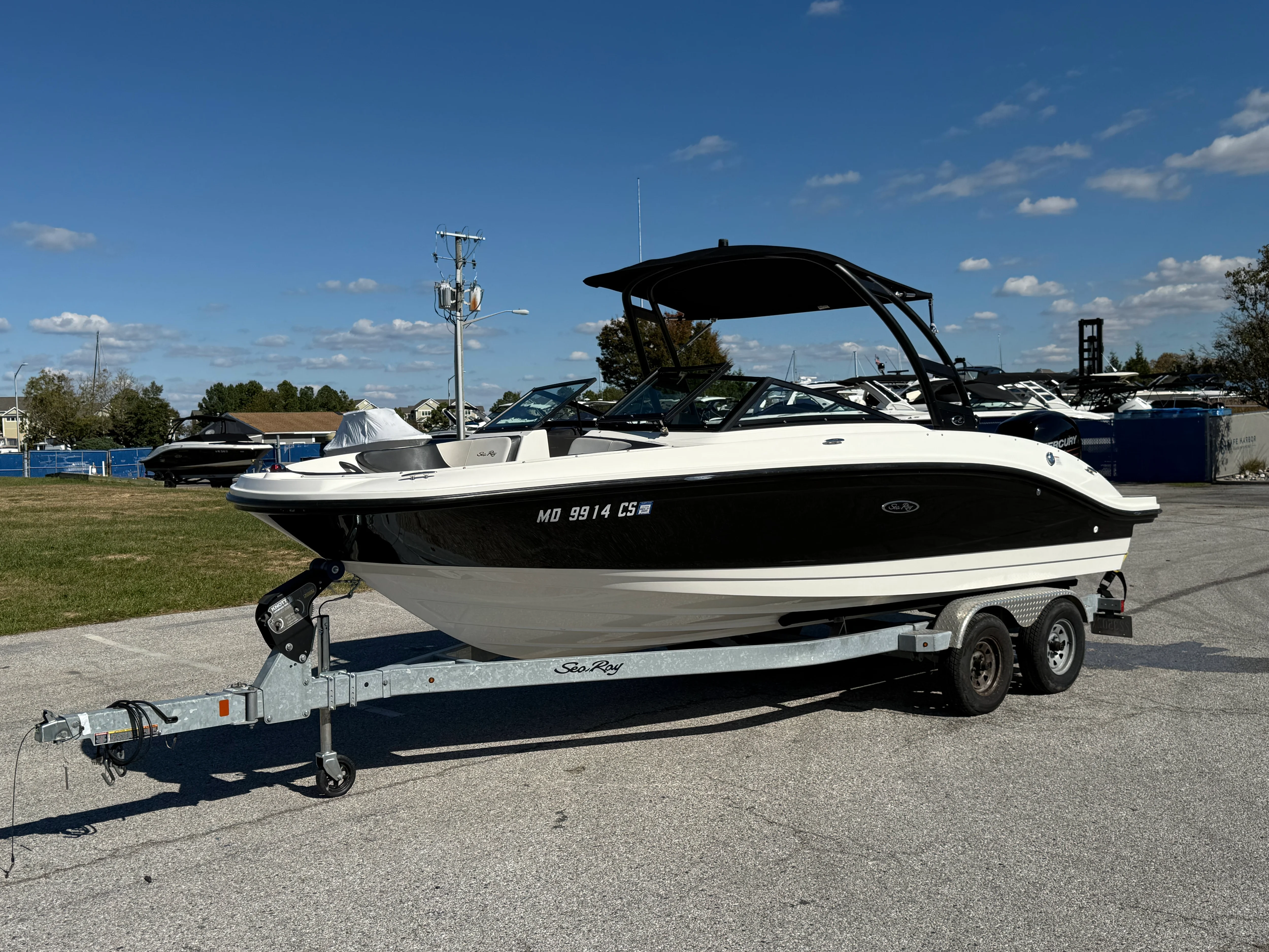 2018 Sea Ray SPX 210 OB Image Thumbnail #3