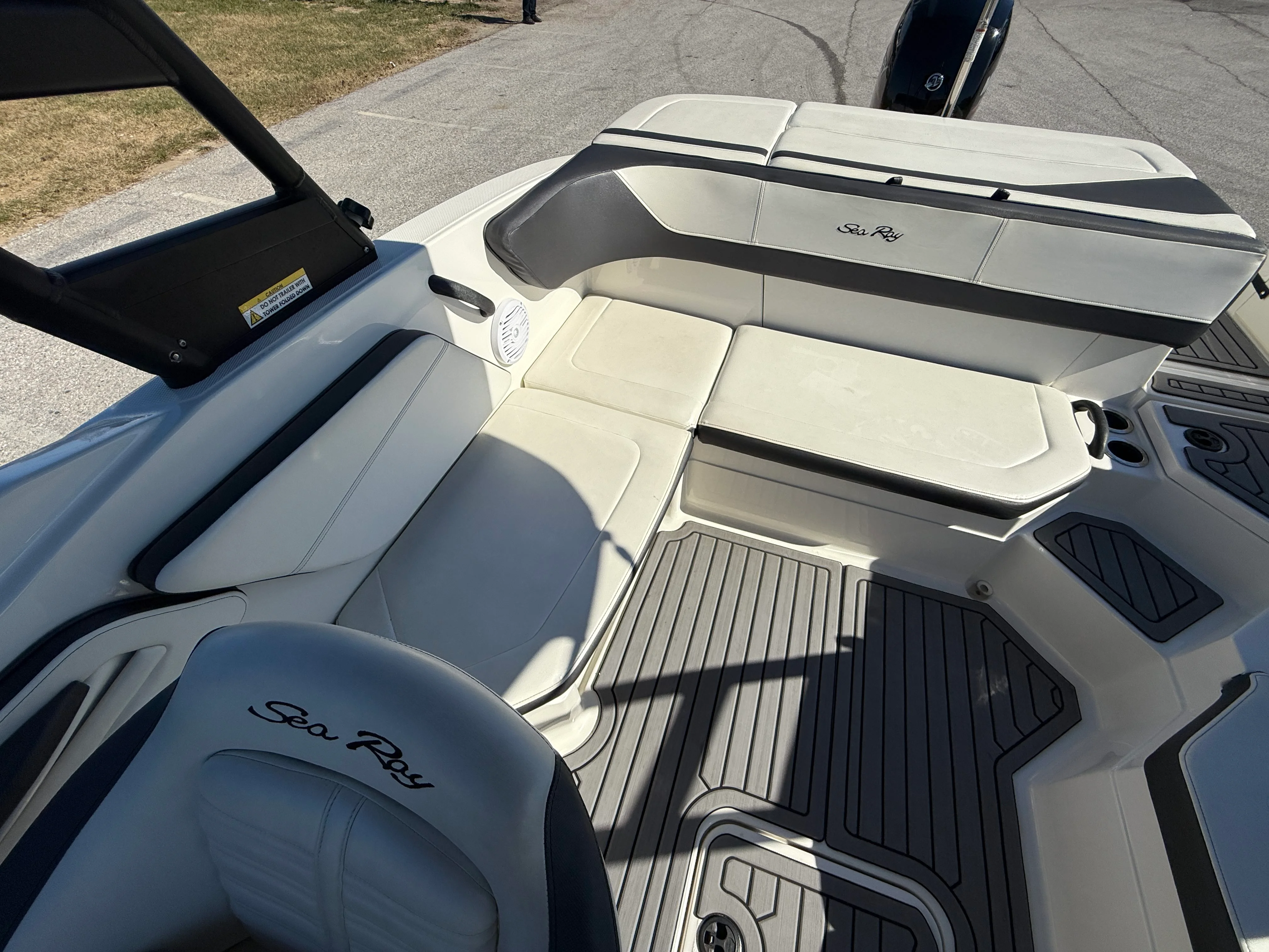 2018 Sea Ray SPX 210 OB Image Thumbnail #14