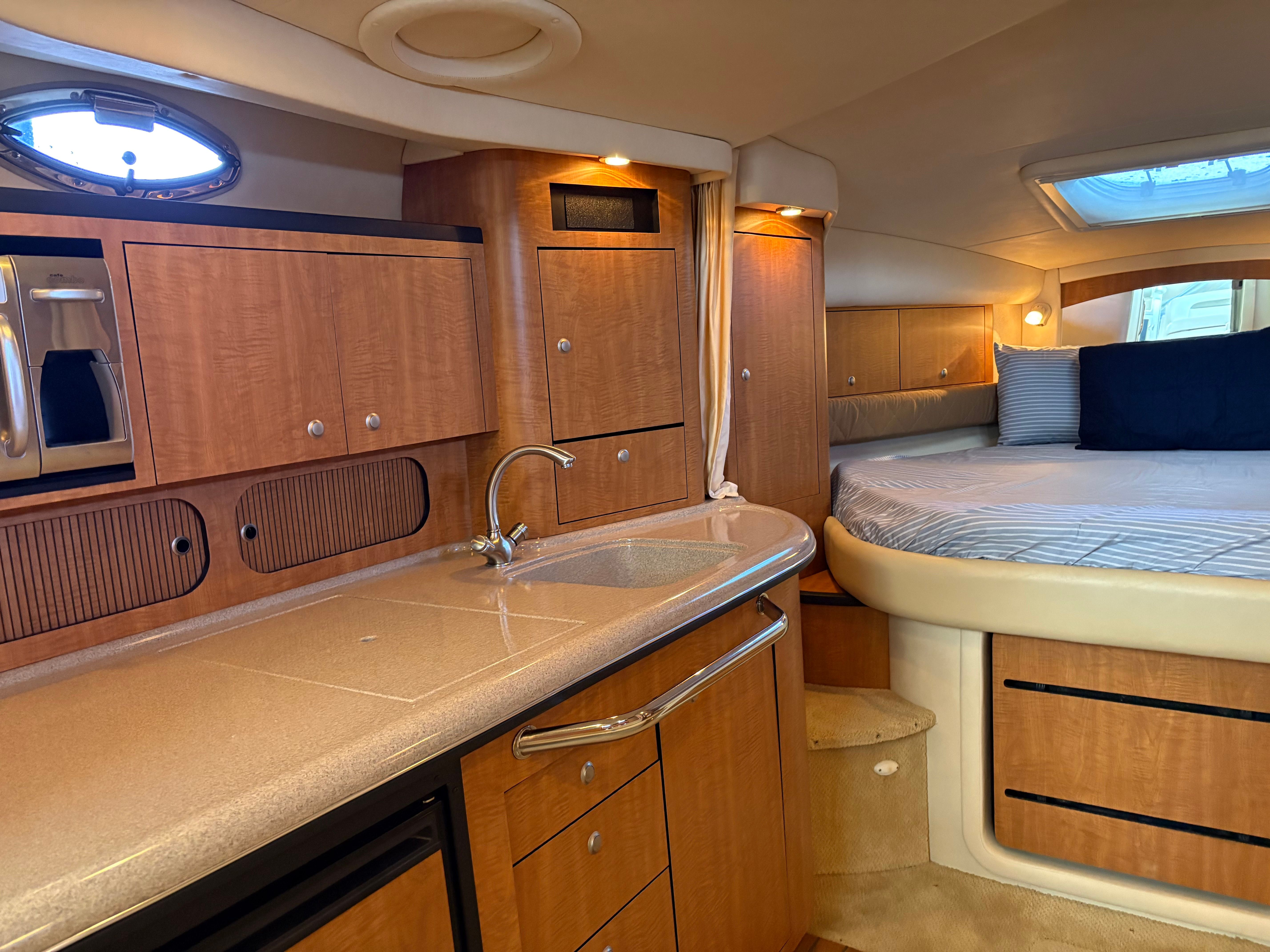 2006 Sea Ray 340 Sundancer Image Thumbnail #13