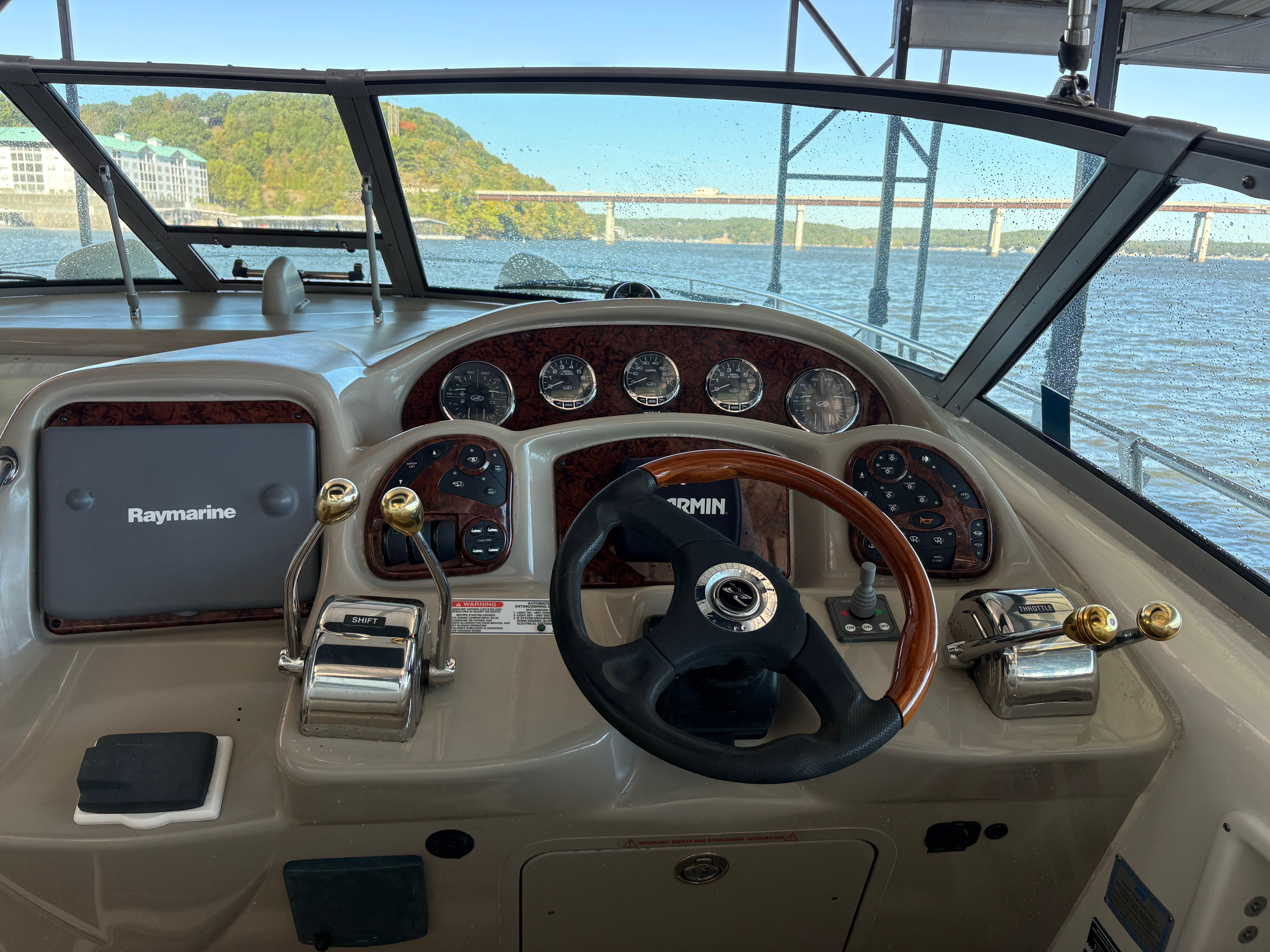 2006 Sea Ray 340 Sundancer Image Thumbnail #3