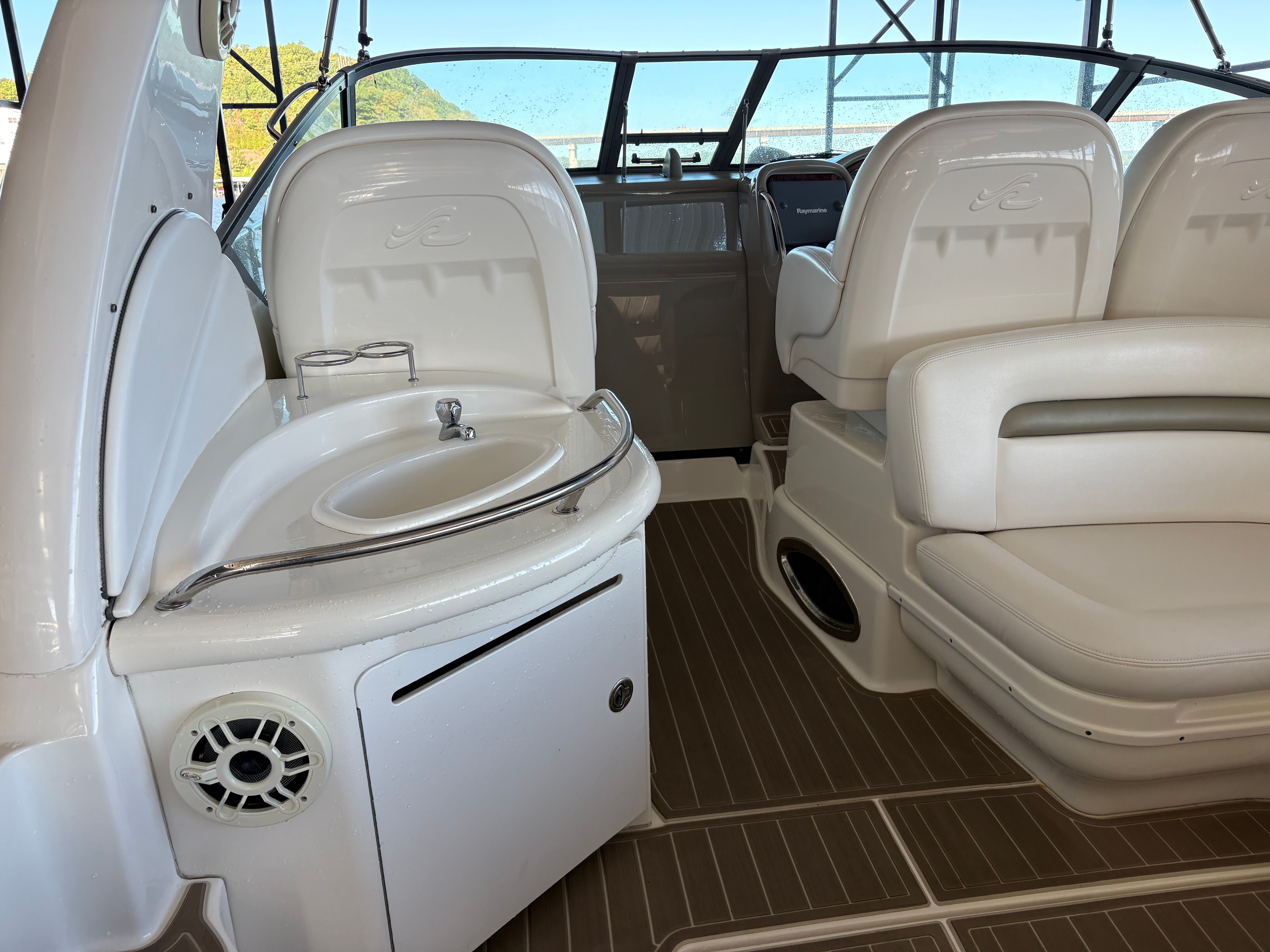 2006 Sea Ray 340 Sundancer Image Thumbnail #5