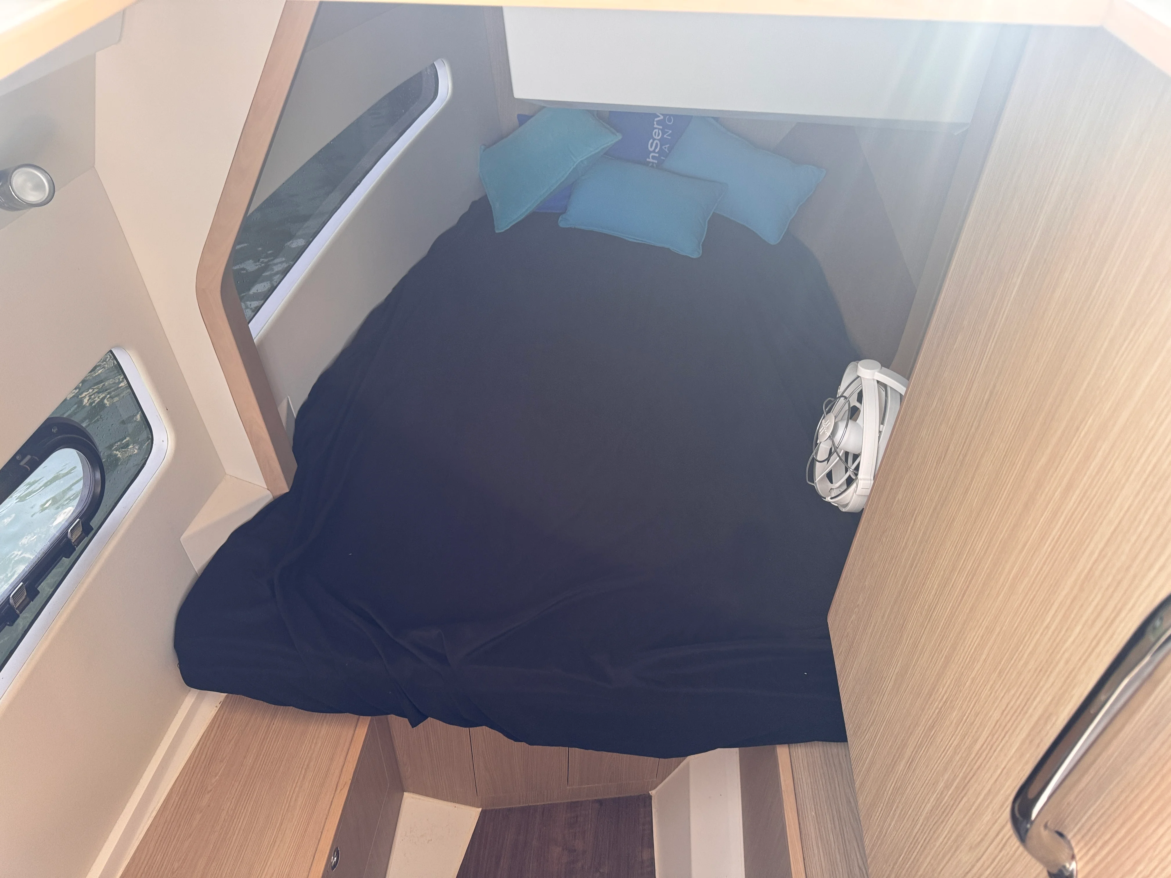 2023 Aquila 32 Sport Image Thumbnail #24