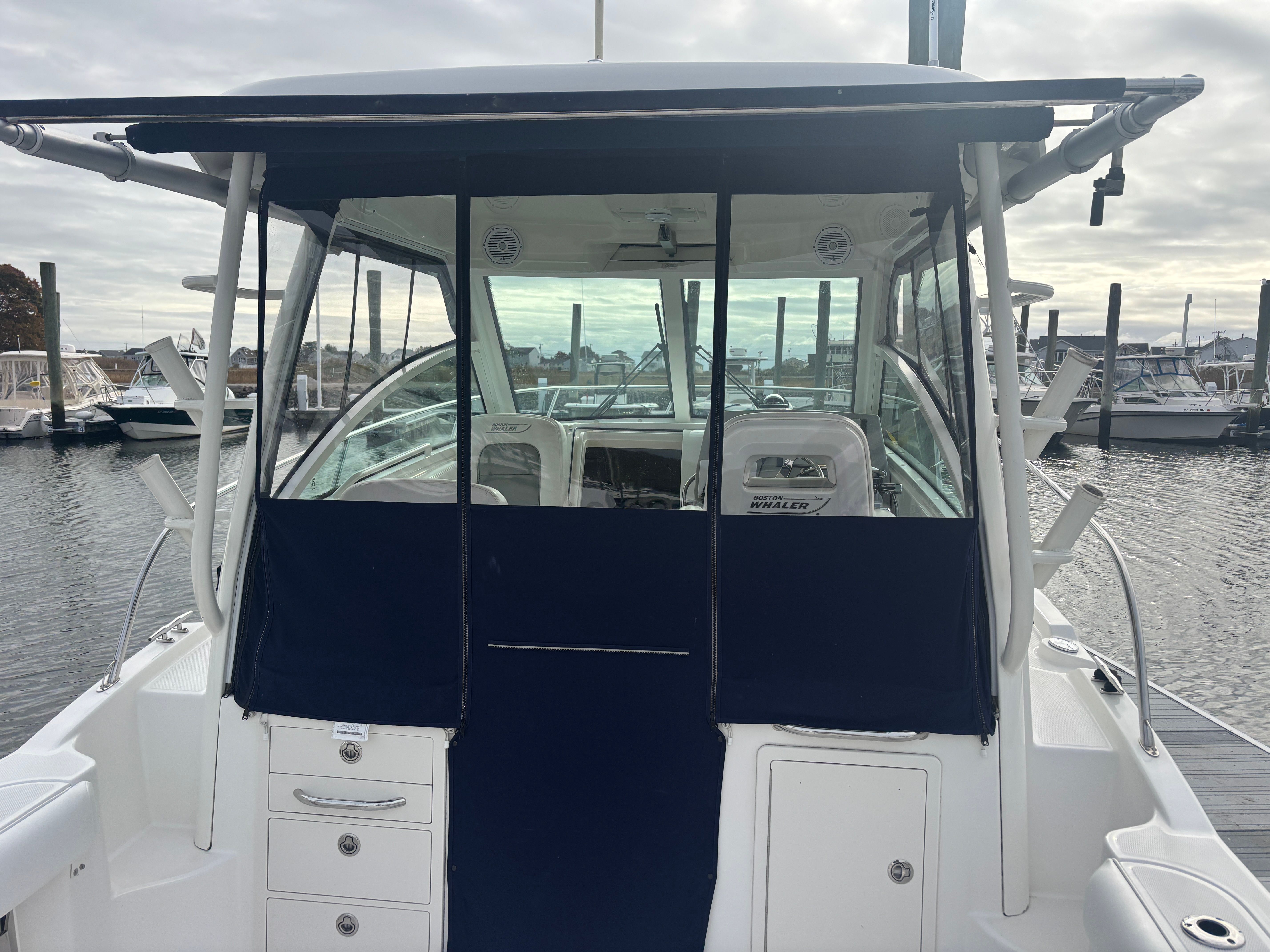 2014 Boston Whaler 285 CONQUEST Image Thumbnail #3