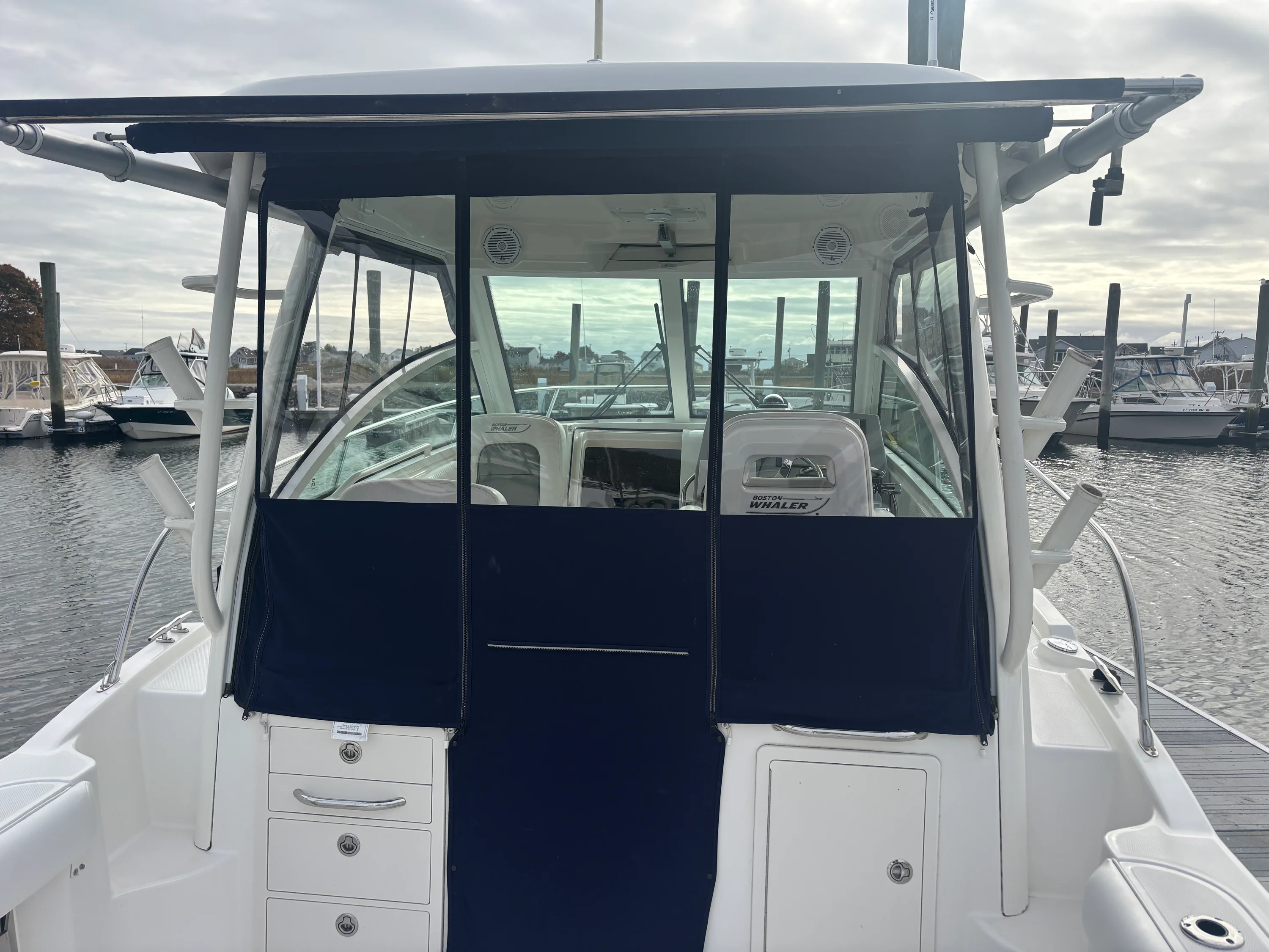 2014 Boston Whaler 285 CONQUEST Image Thumbnail #3