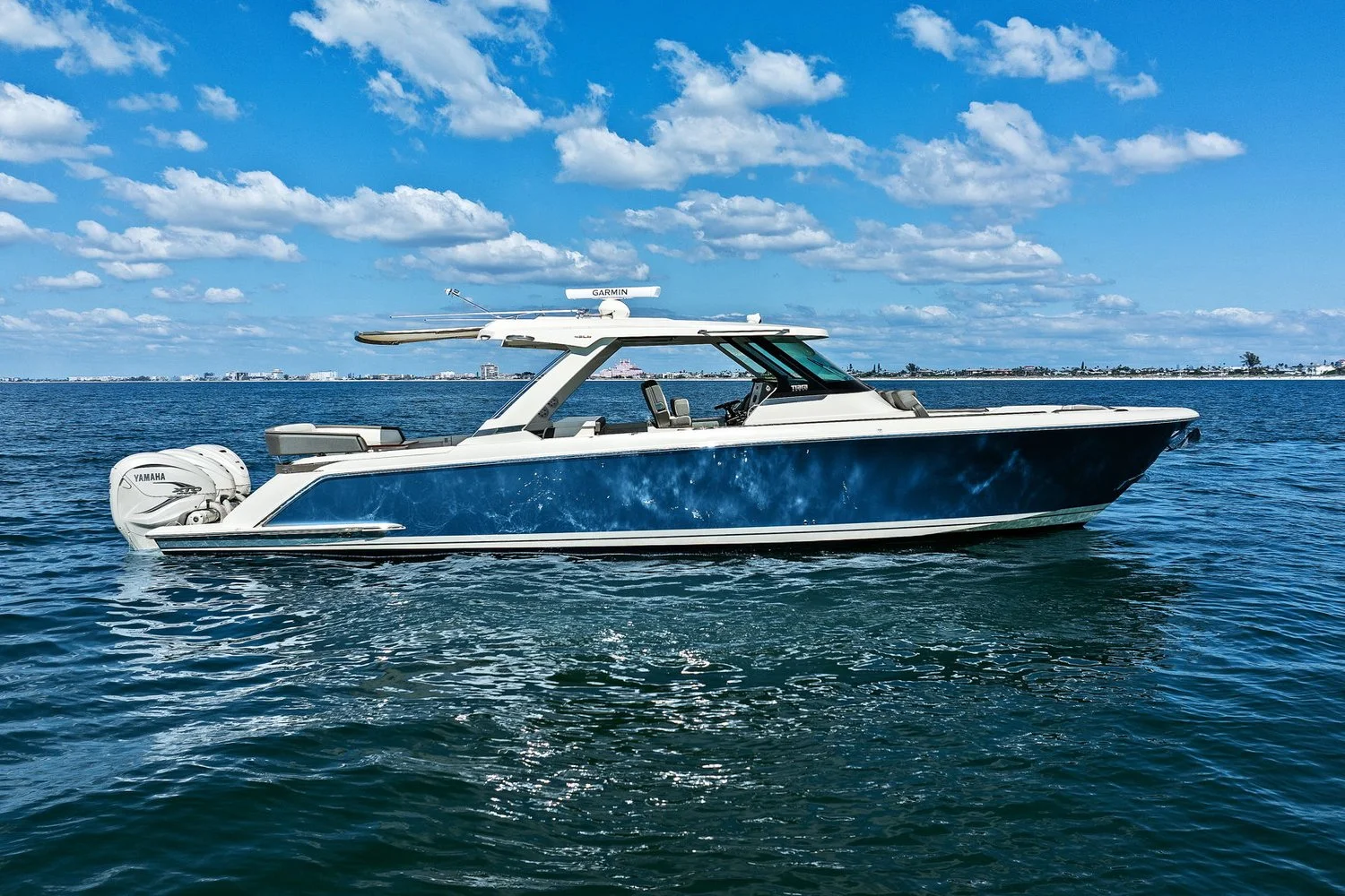 2021 Tiara Yachts 43 LS Image Thumbnail #8