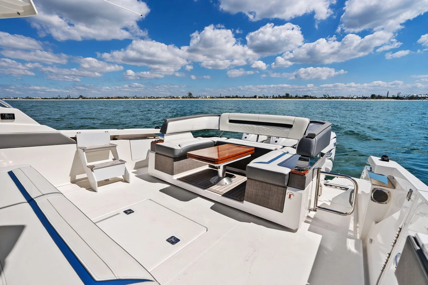 2021 Tiara Yachts 43 LS Image Thumbnail #26