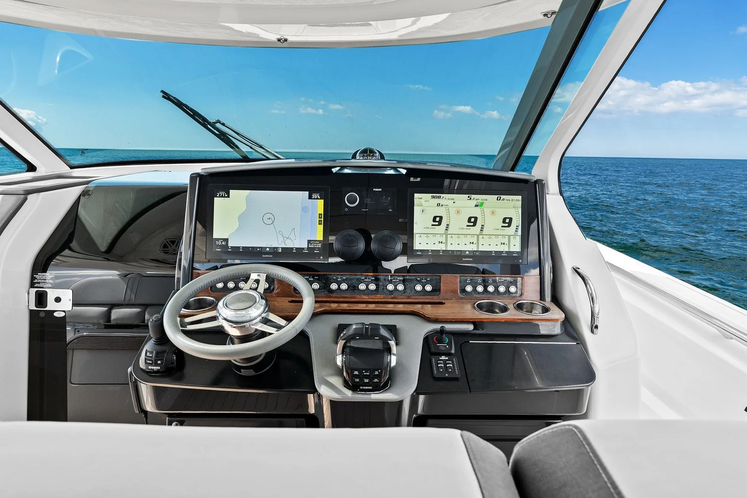 2021 Tiara Yachts 43 LS Image Thumbnail #43