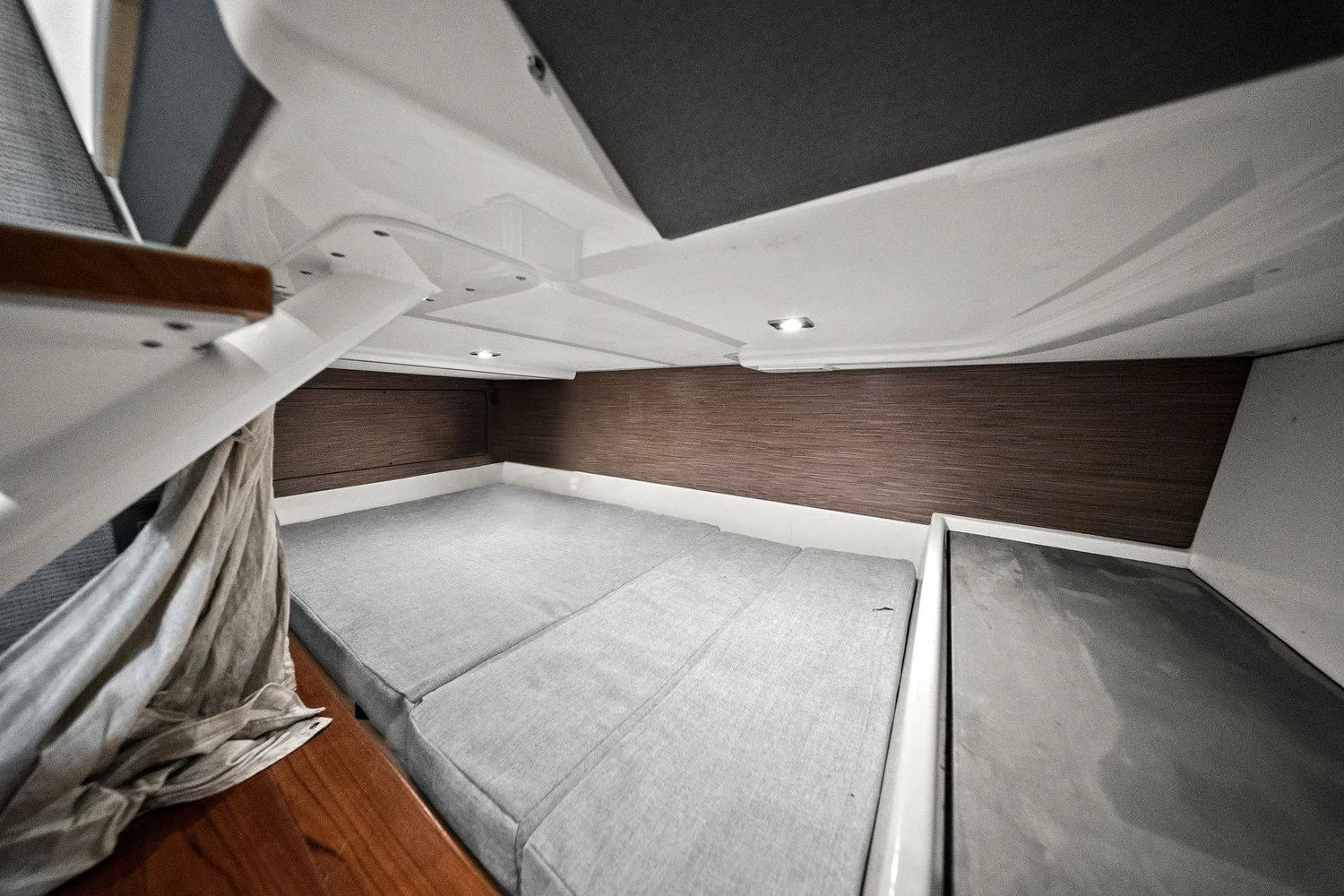 2021 Tiara Yachts 43 LS Image Thumbnail #48